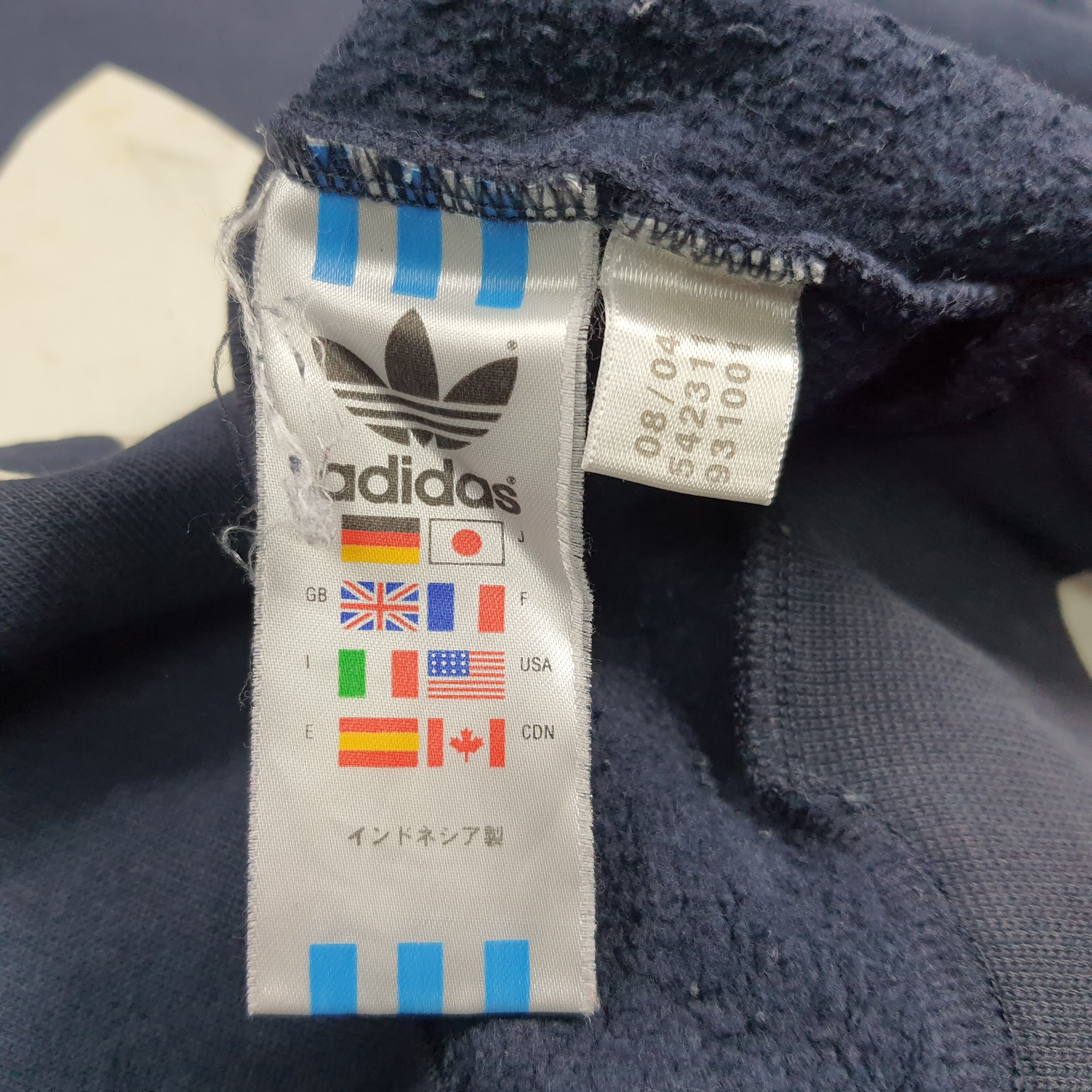Adidas Vintage Adidas Old Logo Double Side Print Sweatshirt C292N14 Size US M / EU 48-50 / 2 - 9 Thumbnail