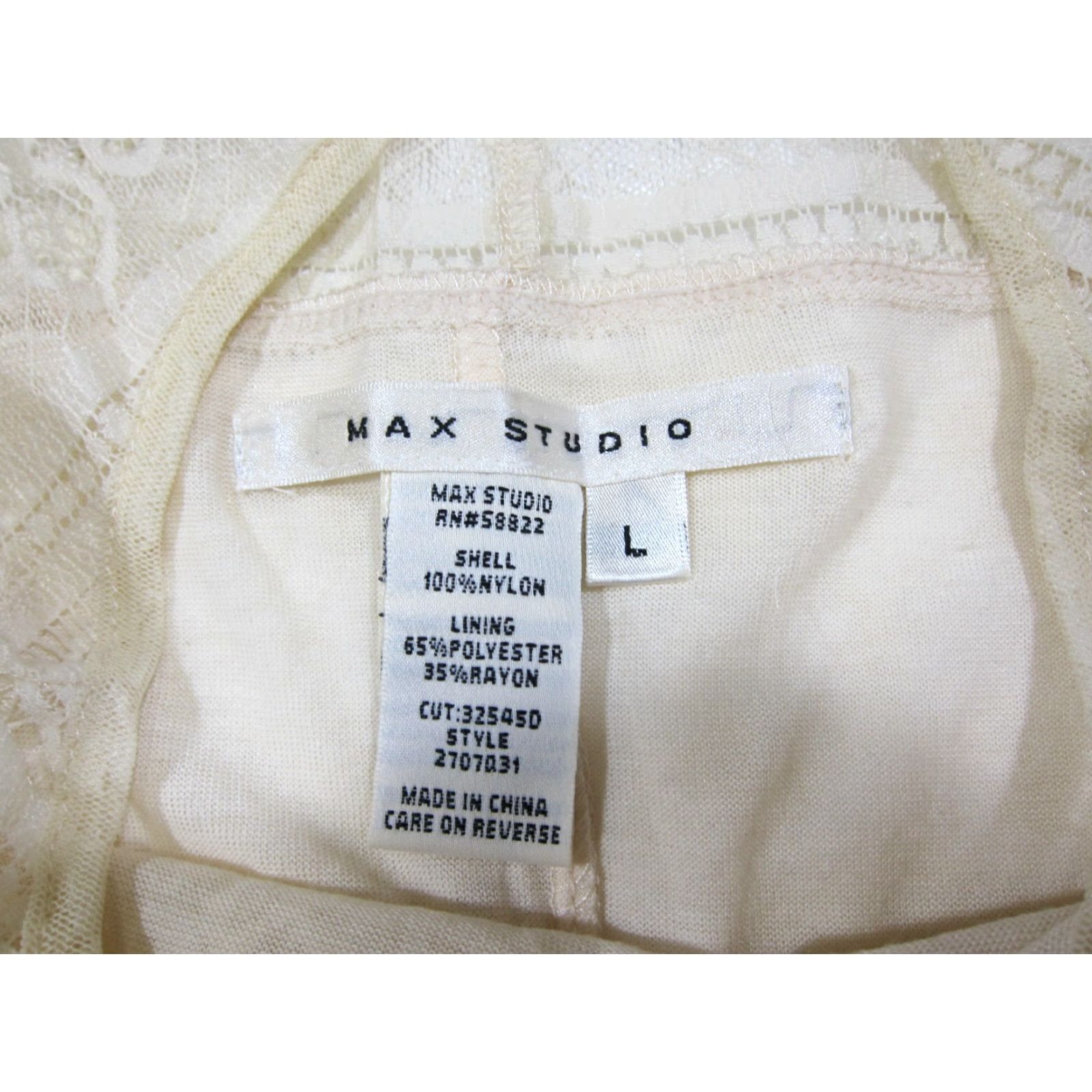 Vintage Max Studio Ivory Lace Blouse Shirt Top Women Large 3/4 Sleeve Round Neck Lined 100% nylon / Lace Vintage Classic Ivory Shirt Top Women Large Size L / US 10 / IT 46 - 3 Thumbnail