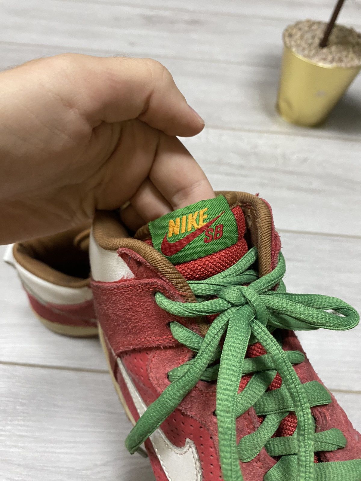 Nike Nike SB Dunk High Big Gulp Red 2008 Sneakers Size US 7.5 / EU 40-41 - 8 Thumbnail