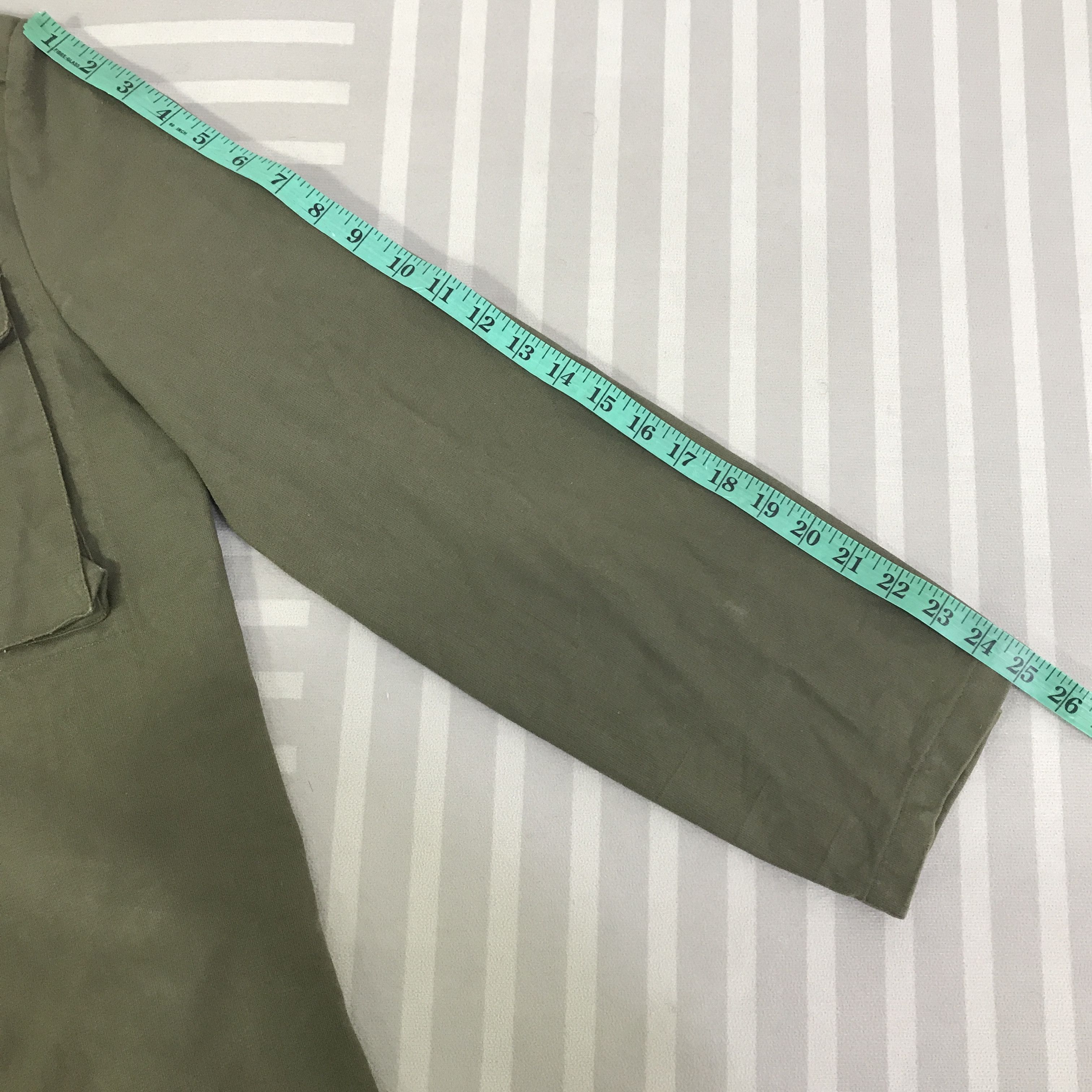 Vintage Vintage Army button Jacket K114B19 Size US L / EU 52-54 / 3 - 7 Thumbnail