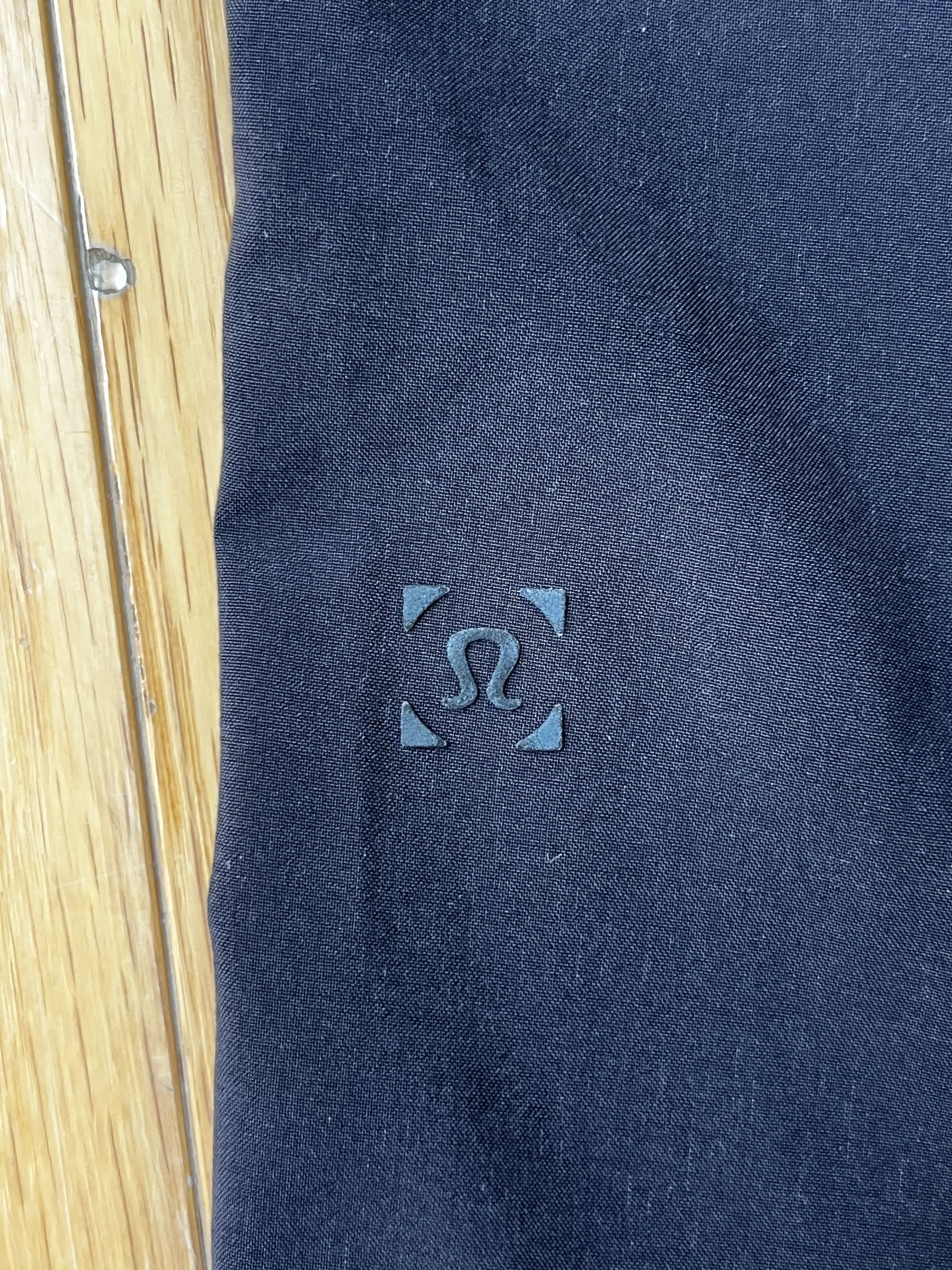 Lululemon Lululemon T.H.E. Linerless Shorts M Size US 32 / EU 48 - 3 Thumbnail