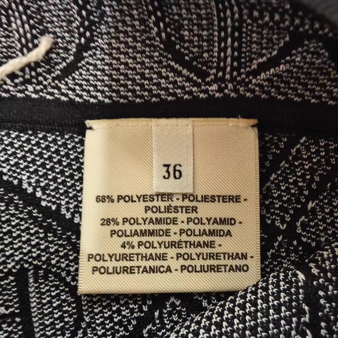 Hermes Hermes All Over Print Pig Nose Short 36 Size 26" / US 2 / IT 38 - 4 Thumbnail