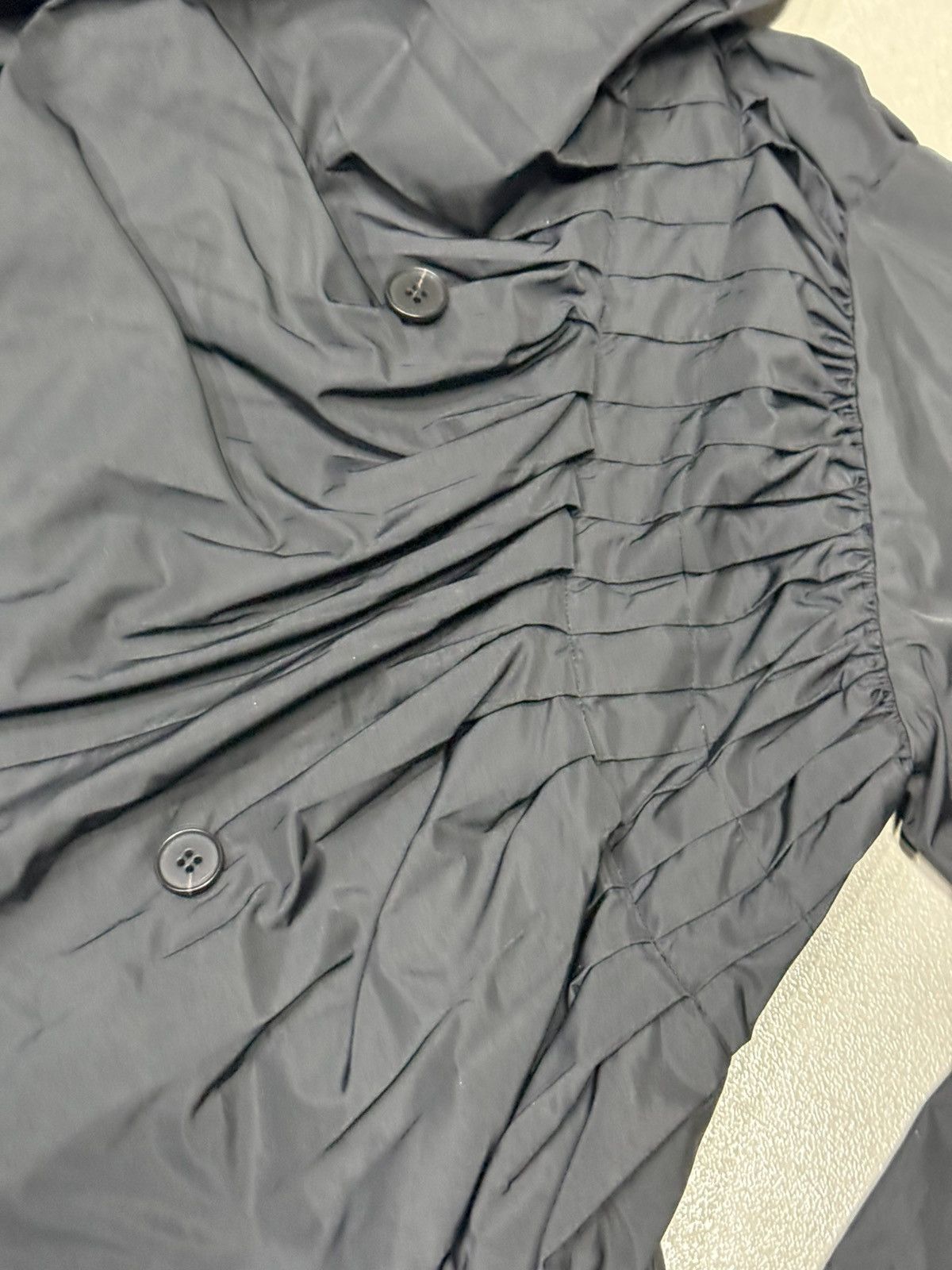 Issey Miyake 2000 Issei Miyake shirring nylon 2 button jacket Size US L / EU 52-54 / 3 - 4 Thumbnail