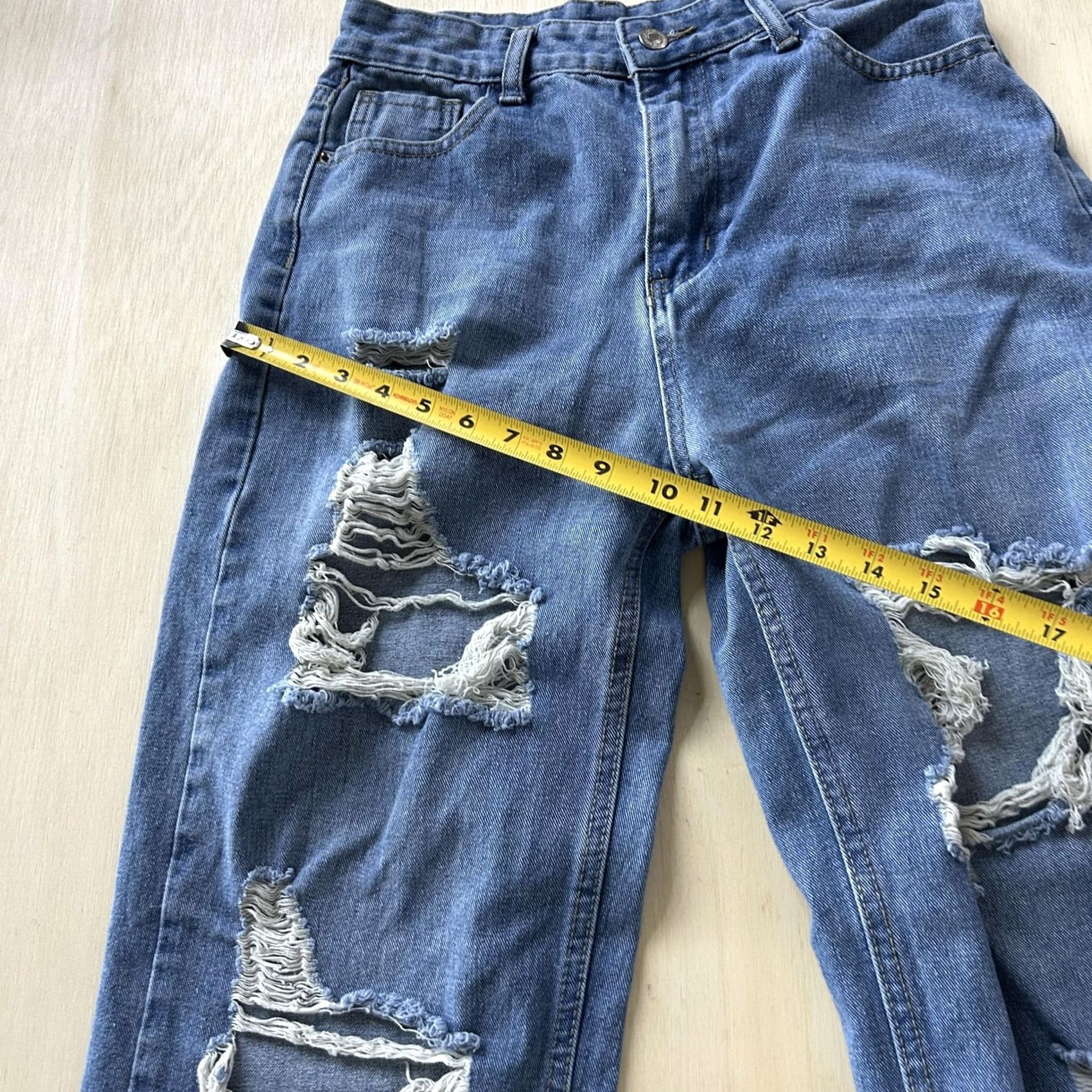 Shein Shein Jeans Womens 6 Medium Wash Blue Distressed Straight Wide Leg Relaxed Denim Jeans White? Size 28" / US 6 / IT 42 - 5 Thumbnail