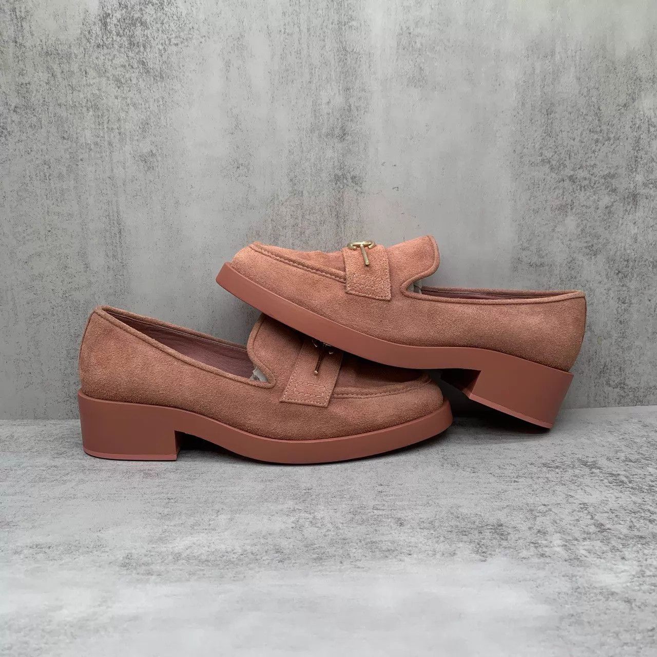 Chanel Chanel Pink Loafers 38 99 New Size US 7.5 / IT 37.5 - 2 Thumbnail