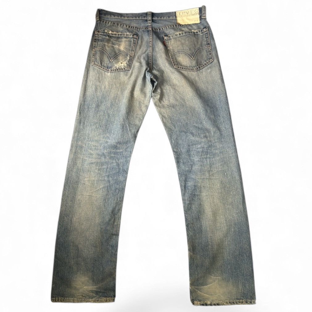 Levi's Vintage 2005 Levis S502 Destroyed Grunge Jeans W34 Size US 34 / EU 50 - 2 Thumbnail