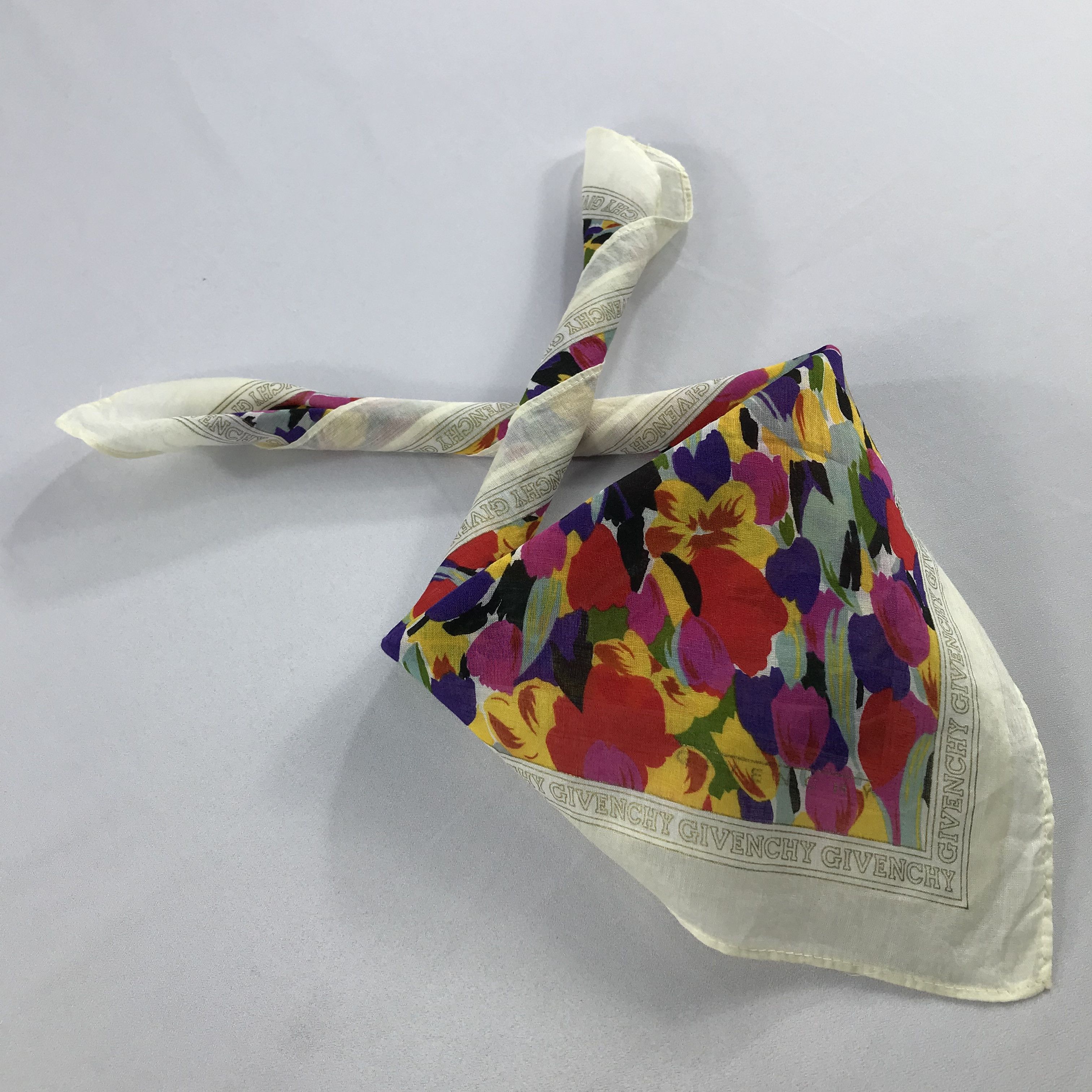 Vintage Vintage Givenchy Bandana / Handkerchief / Neckerchief -S2714 Size ONE SIZE - 4 Thumbnail