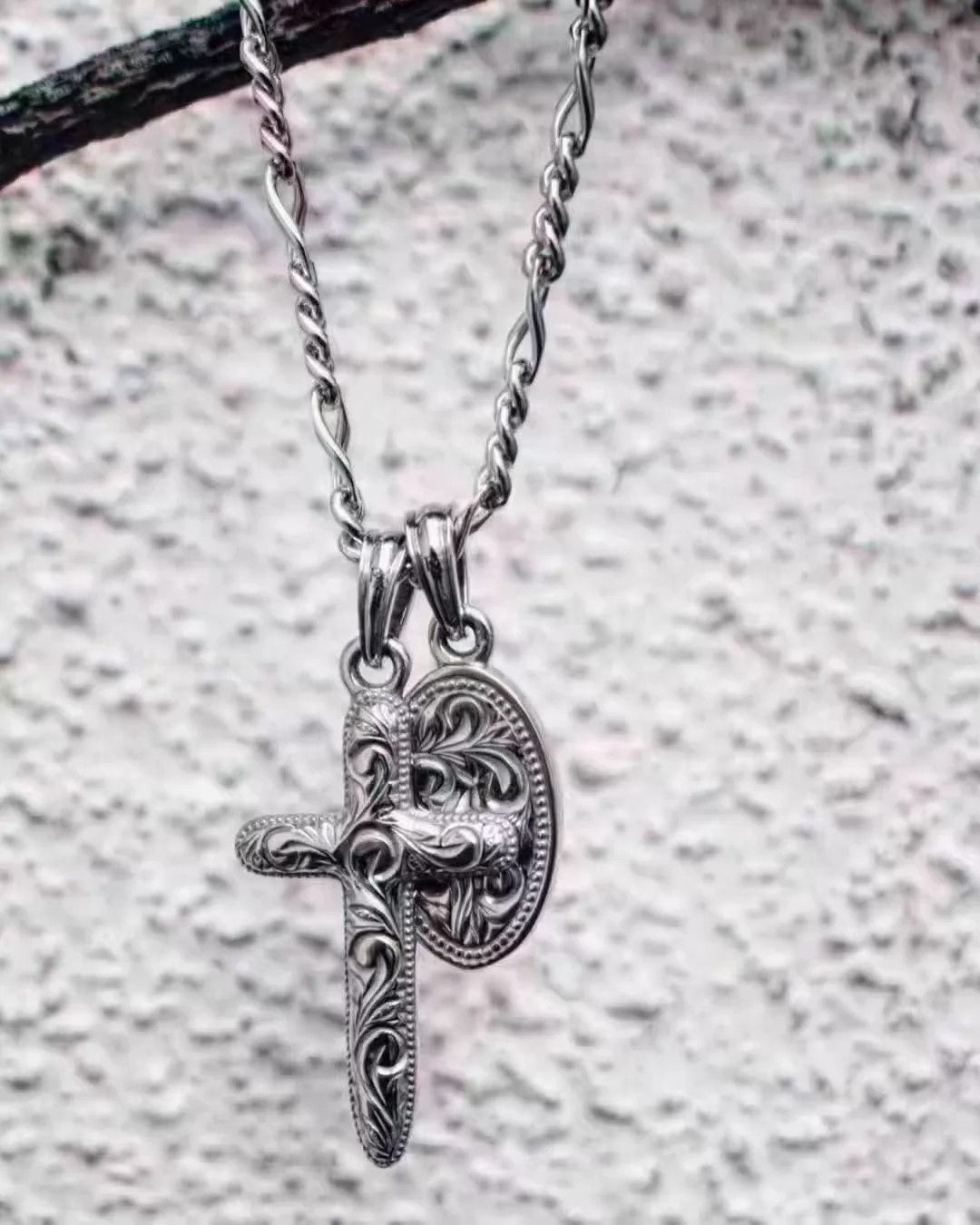 Other ANTIDOTE BUYERS CLUB Japan Oval Arabesque Silver Cross Pendant Size ONE SIZE - 1 Thumbnail