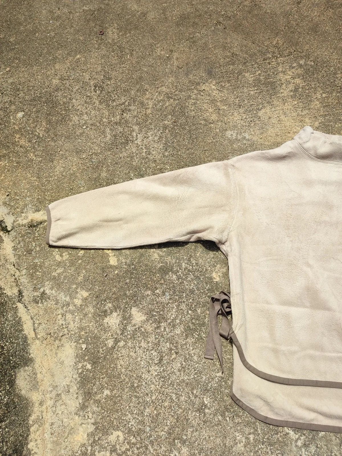 Uniqlo × White Mountaineering UNIQLO x White Mountaineering Fleece Pullover – Beige Size US M / EU 48-50 / 2 - 3 Thumbnail