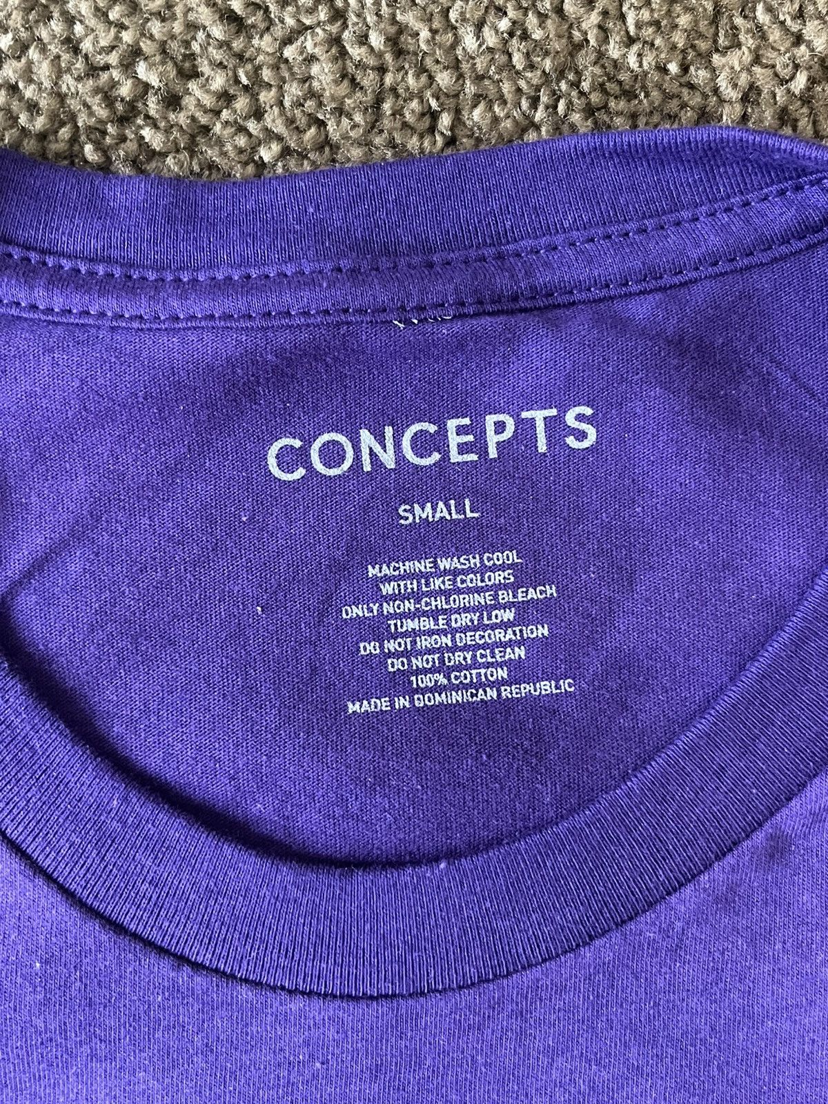 CNCPTS Concepts Purple Graphic Tee Lips Print T-Shirt Size Small Size US S / EU 44-46 / 1 - 3 Thumbnail