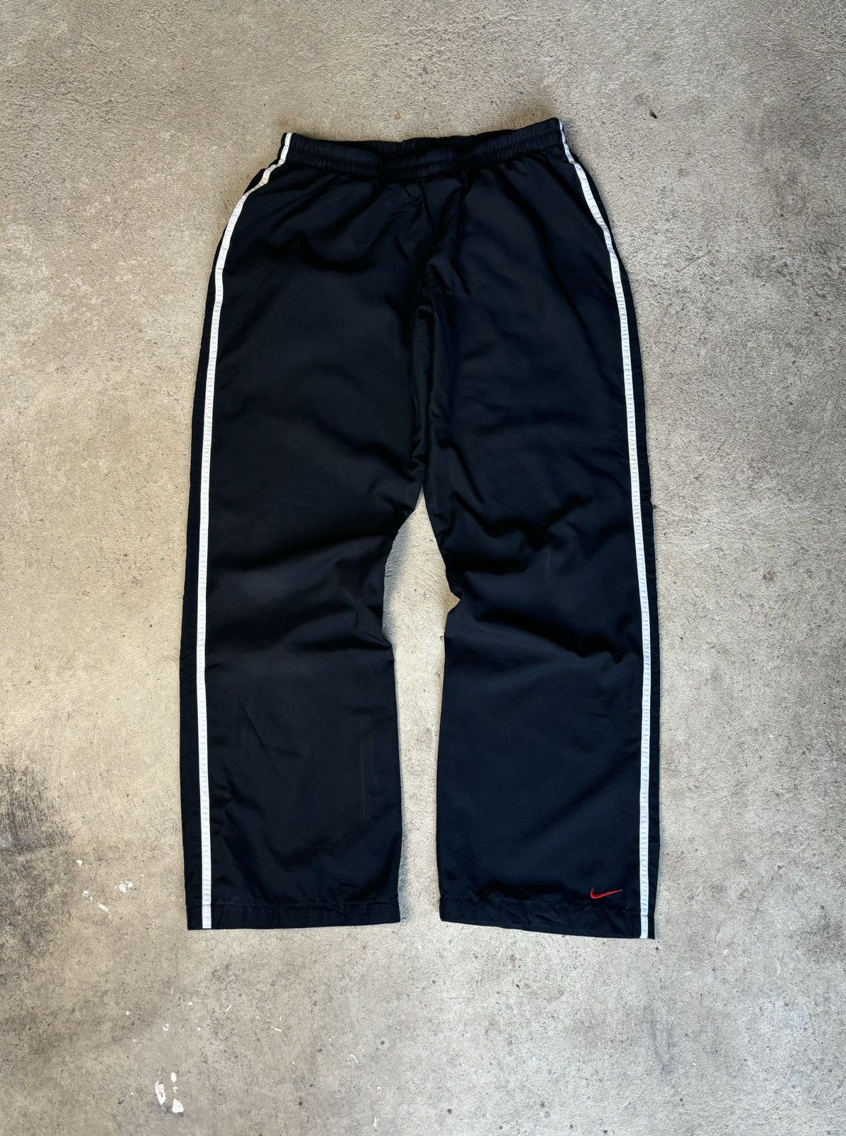 Nike × Vintage Nike Vintage y2k Trackpants Mini swoosh ⭐️RARE⭐️ black L Size US 32 / EU 48 - 3 Thumbnail
