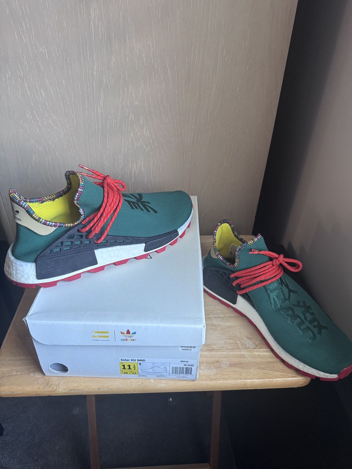 Adidas × Pharrell 2018 Pharrell x Human Race ‘Inspiration Pack’ Asia Exclusive Size US 11.5 / EU 44-45 - 8 Thumbnail