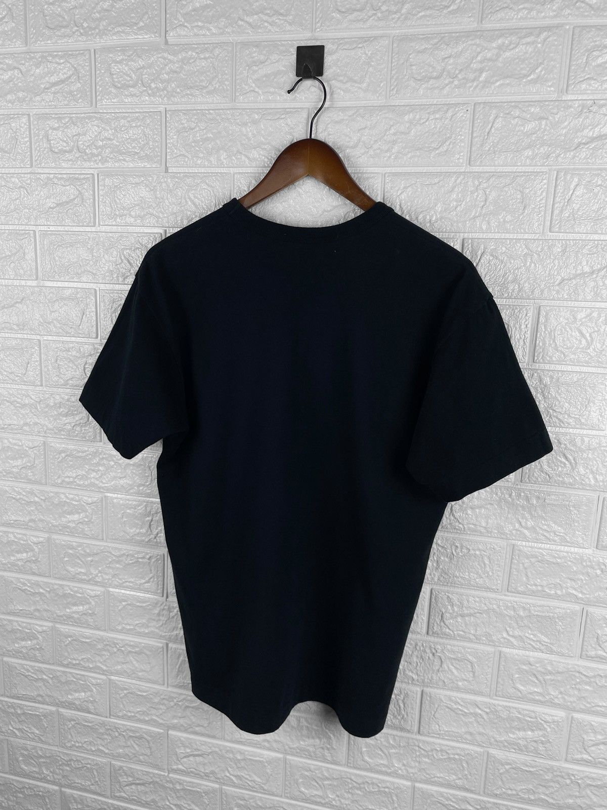 Comme des Garcons CDG Comme des Garcons PLAY t-shirt Size L Size US L / EU 52-54 / 3 - 6 Thumbnail
