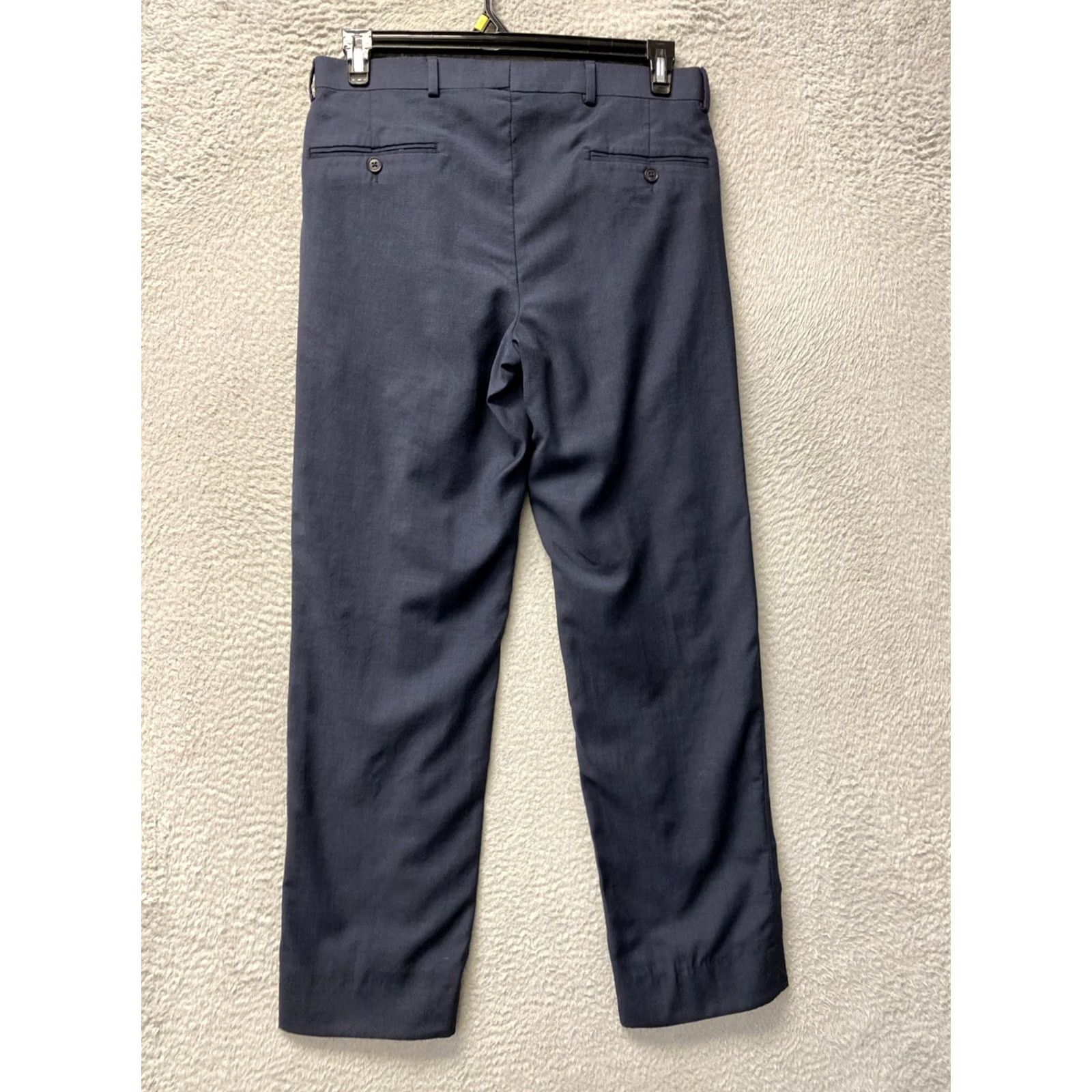 Jos. A. Bank Jos A Bank Dress Pants Men’s 32x31 Charcoal Wool Straight Leg Flat Front Adult Regular 32 in Pocket /0926 Size US 32 / EU 48 - 5 Thumbnail