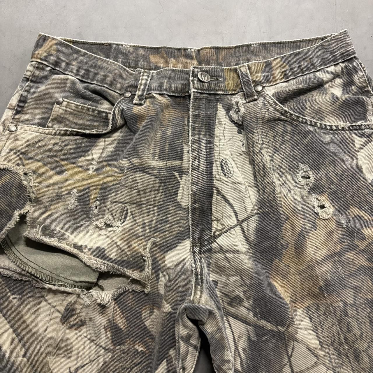 Vintage Crazy Vintage Y2K/2000s Baggy Real Camo Ripped Camo Denim Jeans! Size US 32 / EU 48 - 4 Thumbnail