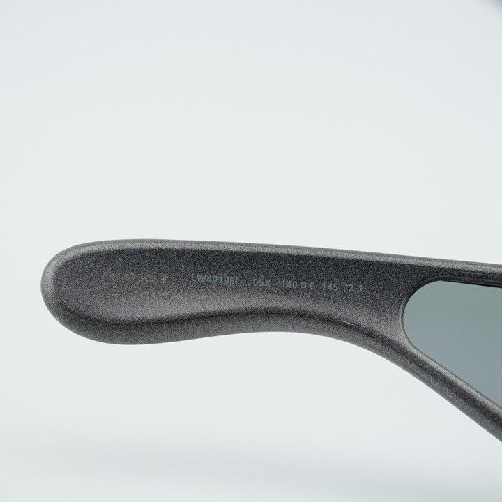 Loewe Loewe LW40108I O5X Sunglasses Metallic Grey Shield Frame Size ONE SIZE - 7 Thumbnail