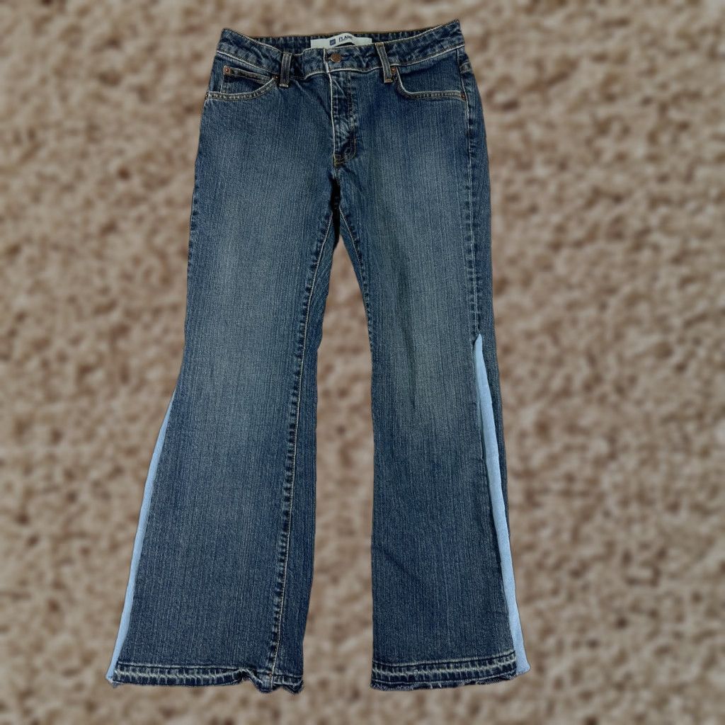 Gap Gap Jeans Womens 6a Blue Denim Flared Distressed Stretch Medium Wash 28in Inseam 5-Pocket 90s Southwestern Style Mens/Womens Size 34" / US 12 / IT 48 - 1 Thumbnail
