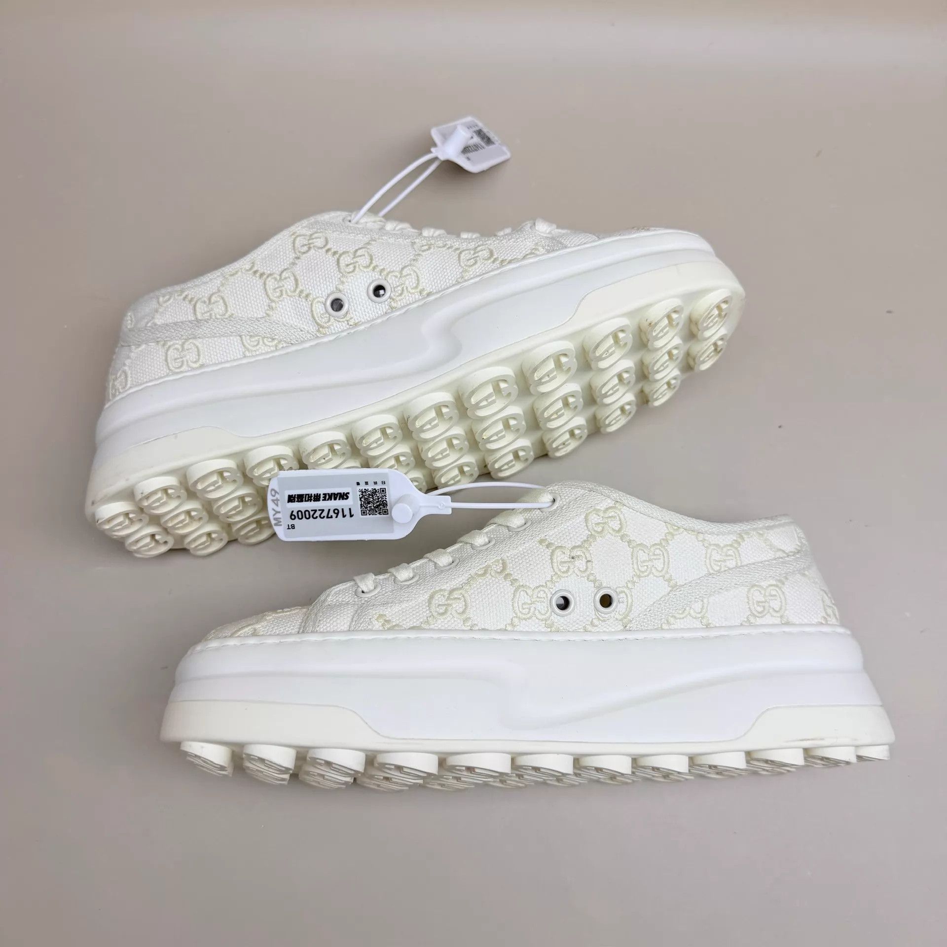 Gucci GUCCI Ivory White C Logo Platform Shoes 37 99 New Size US 6.5 / IT 36.5 - 5 Thumbnail