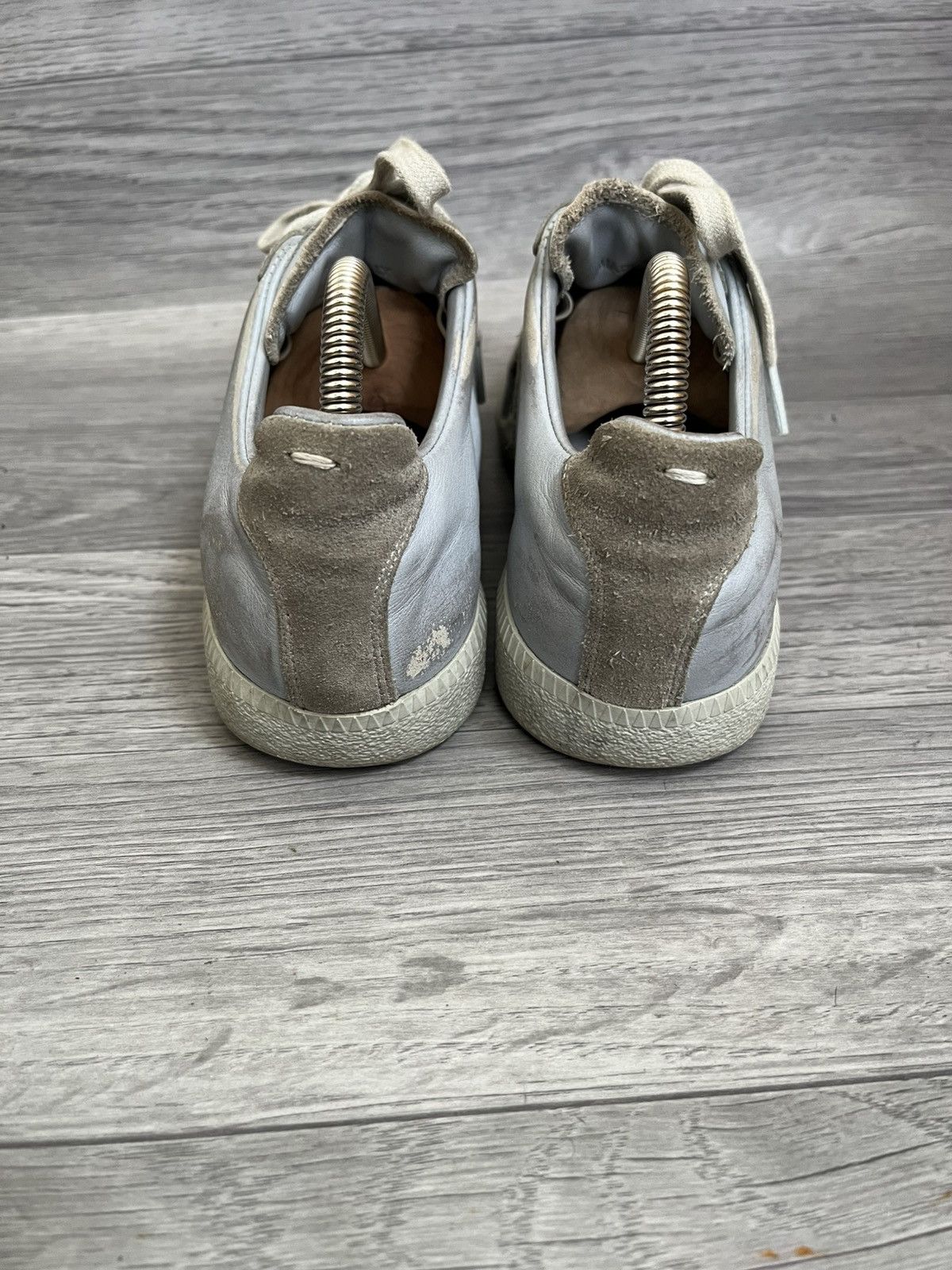 Maison Margiela Maison margiela replica low top sneakers Size US 5.5 / EU 38 - 6 Thumbnail