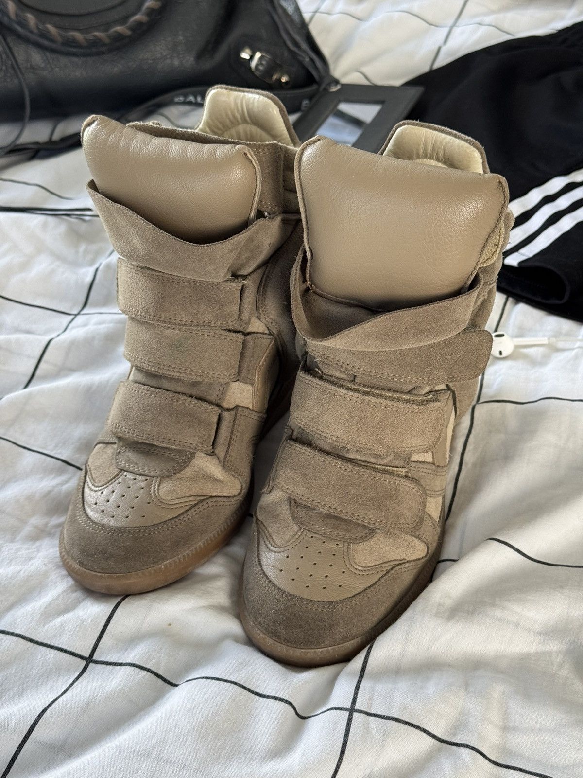 Isabel Marant Isabel Marant Bekett sneakers shoes Washed Biege Suede Wedge Size US 6 / IT 36 - 9 Thumbnail