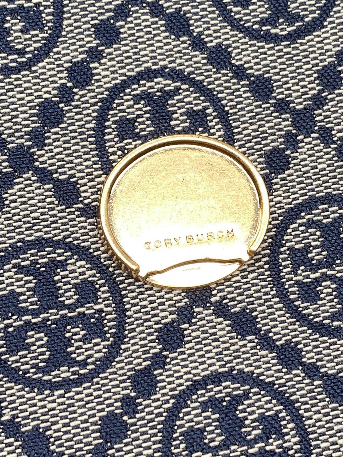 Tory Burch Tory Burch Robinson T Monogram Convertible Shoulder Bag Size ONE SIZE - 10 Thumbnail