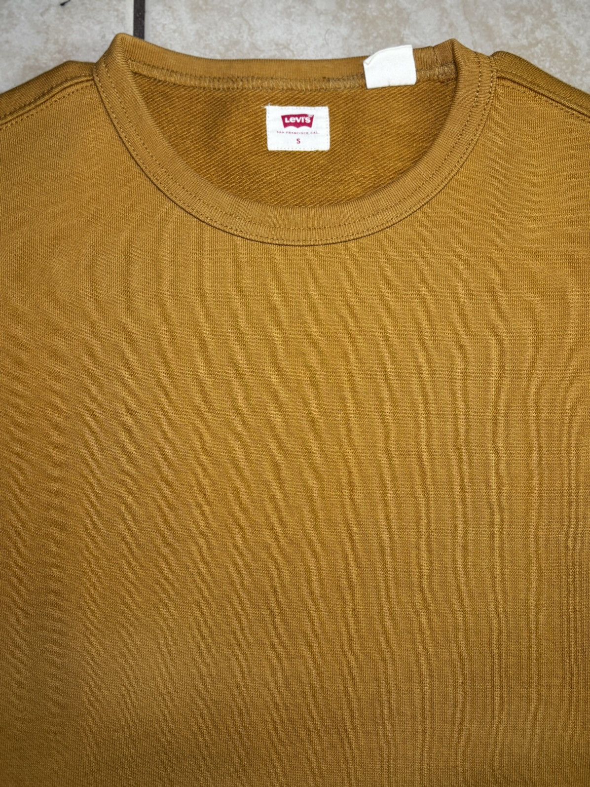 Levi's Levi's yellow crewneck sweatshirt Size US S / EU 44-46 / 1 - 2 Thumbnail