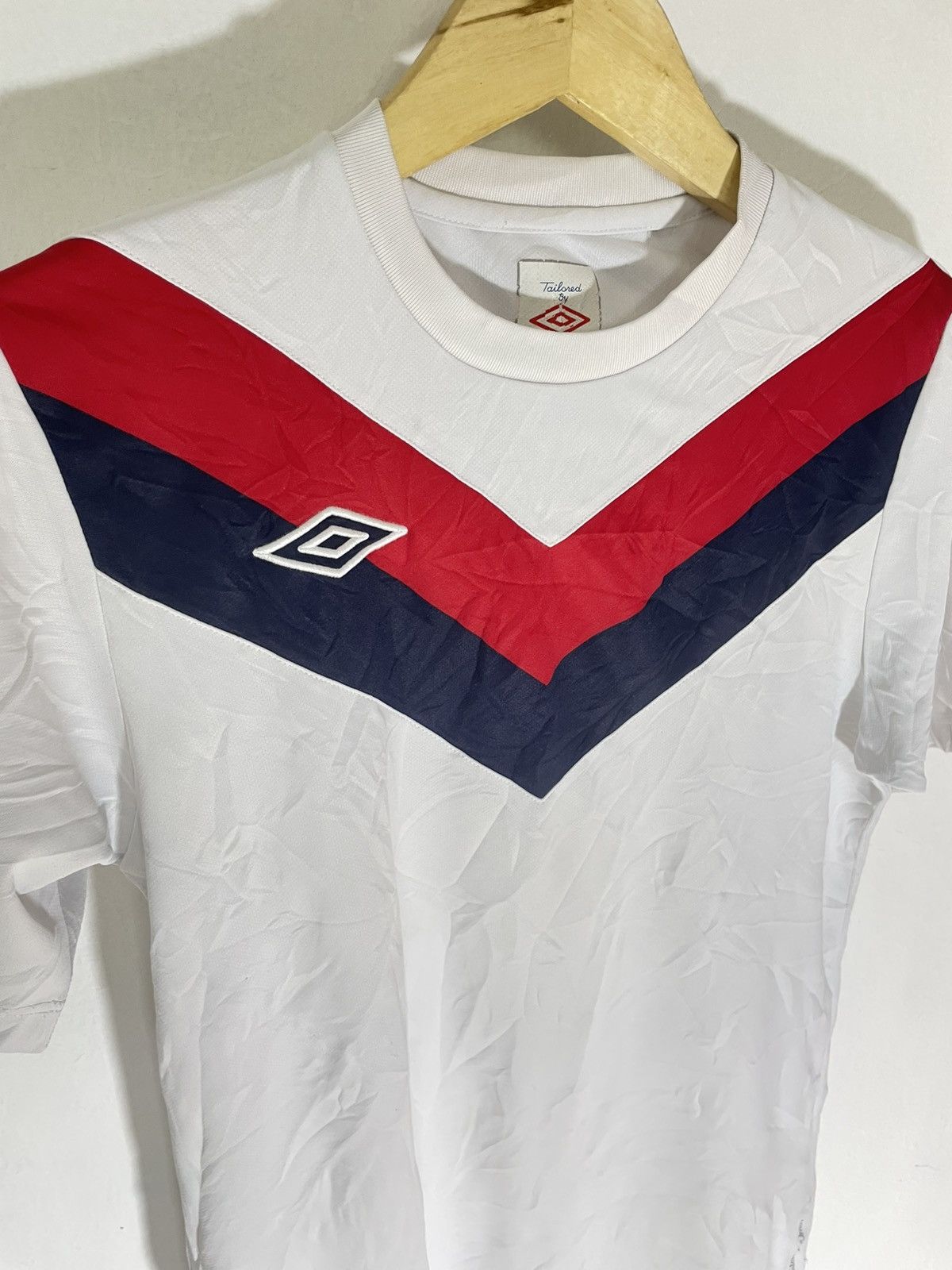 Umbro Umbro Chevron Jersey Sportwear Size US L / EU 52-54 / 3 - 2 Thumbnail