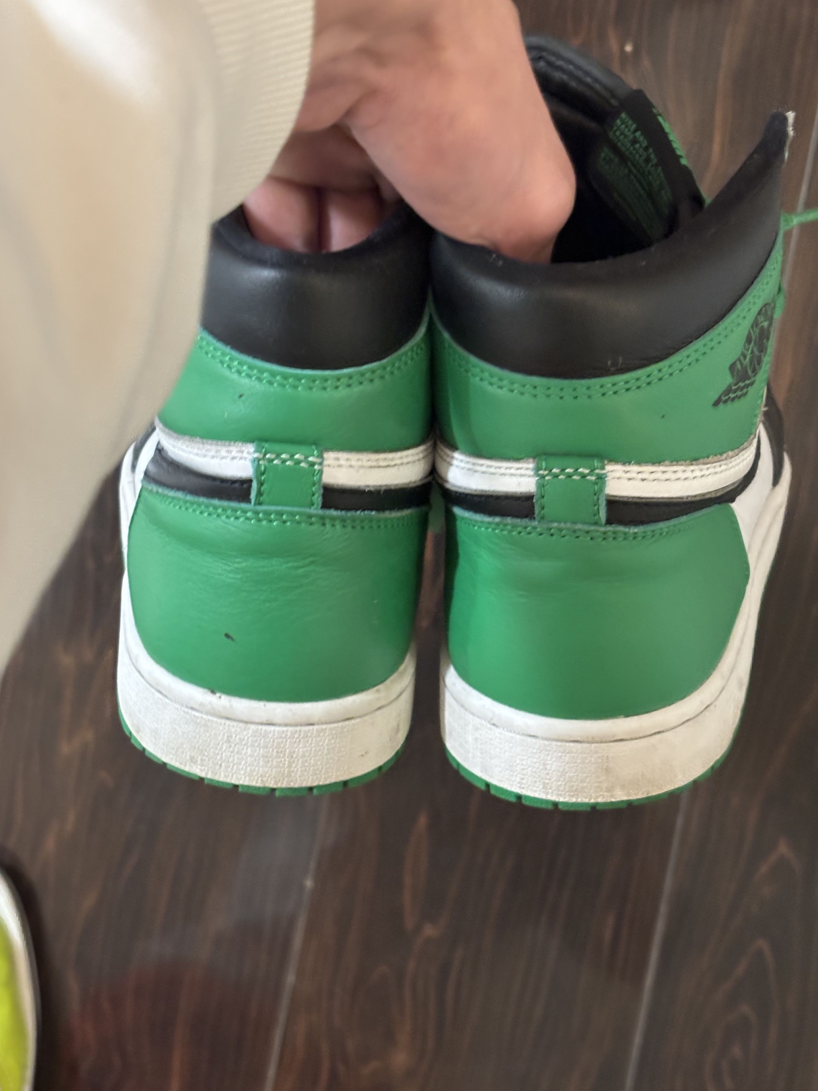 Nike Jordan 1 Lucky Green Size US 12 / EU 45 - 4 Thumbnail