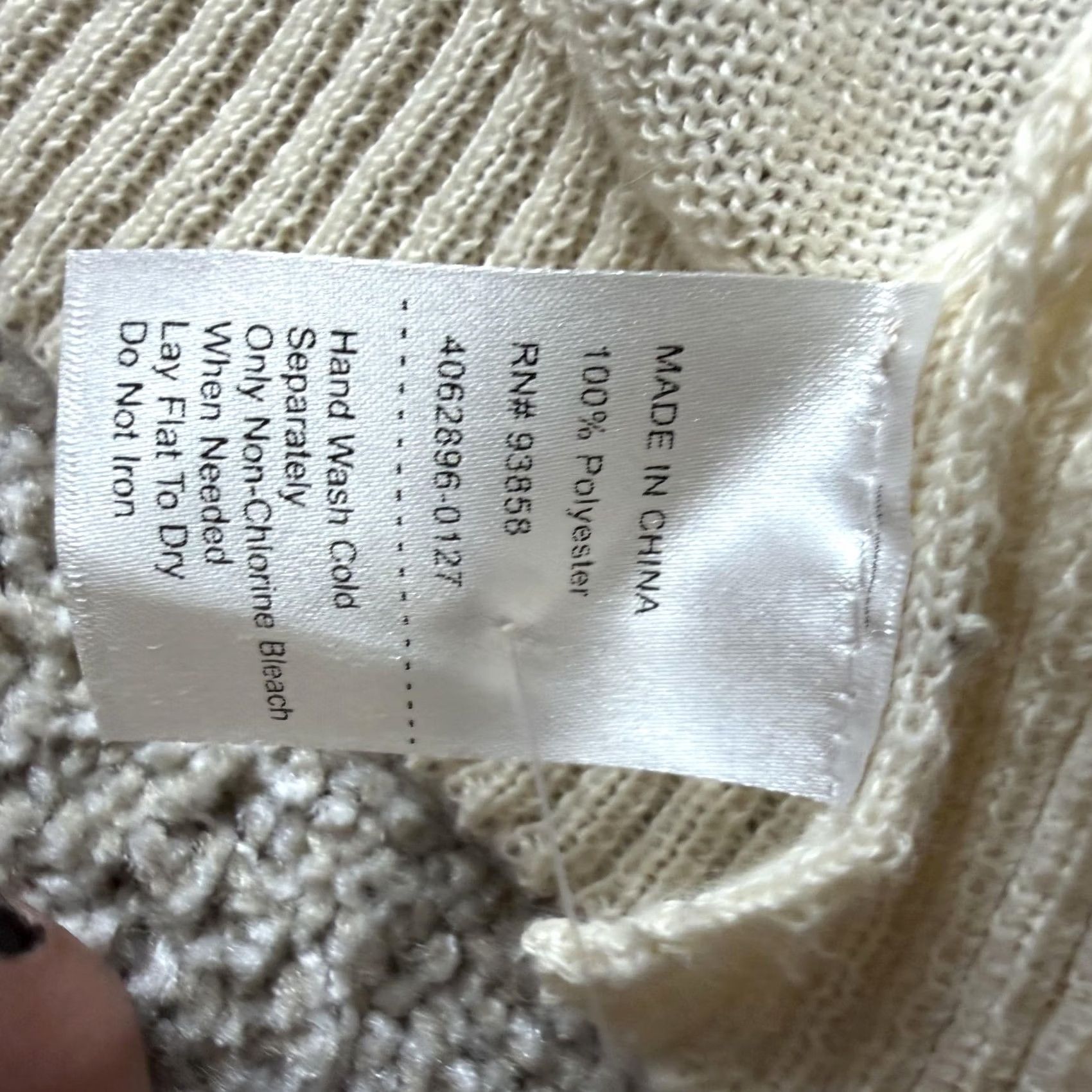 Vintage Lulu Shrug Sweater Womens One Size White V Neck Lightweight Tight-Knit Size ONE SIZE - 3 Thumbnail