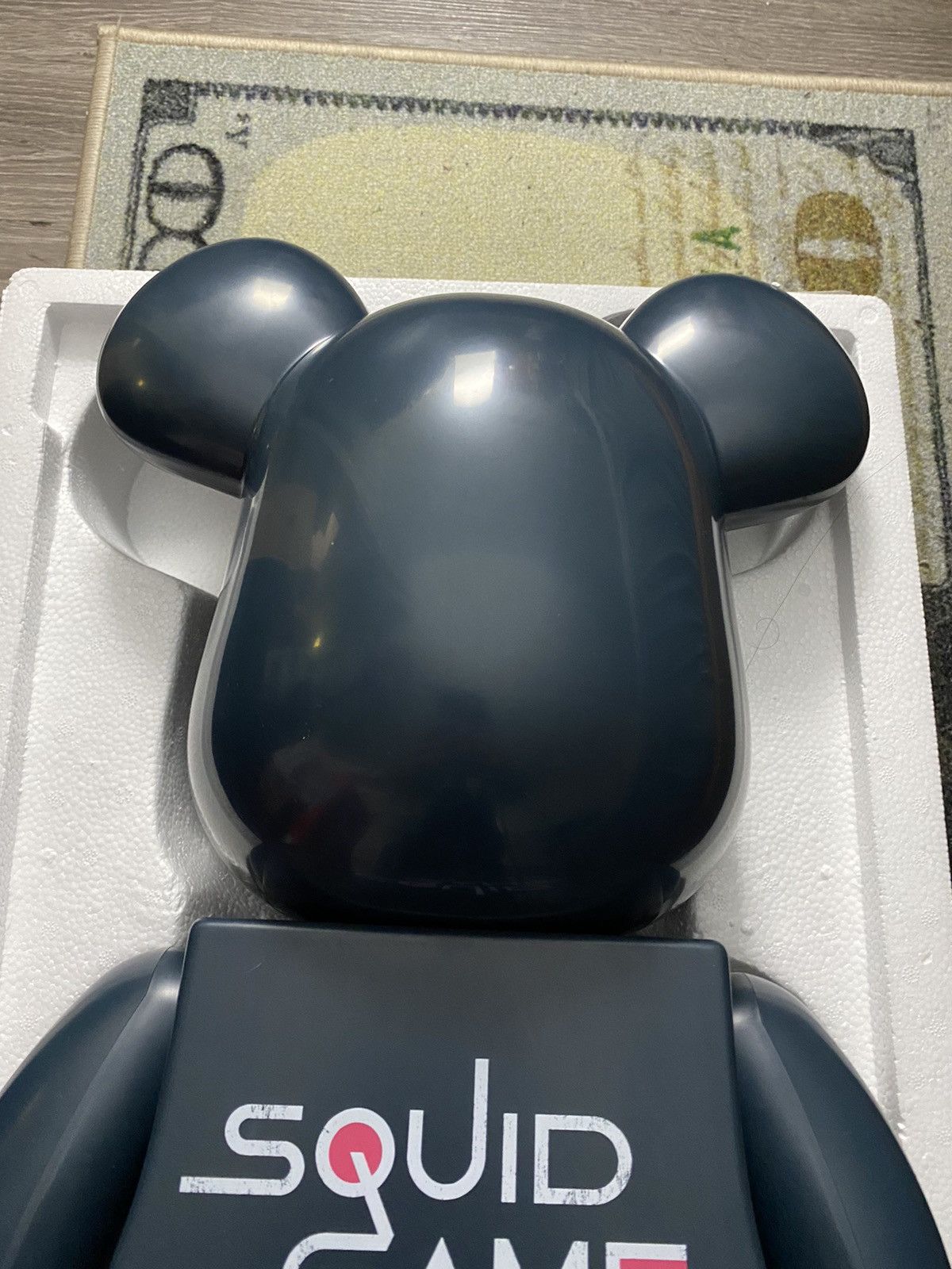 Medicom Toy Bearbrick x Squid Game Front Man 1000% Size ONE SIZE - 9 Thumbnail