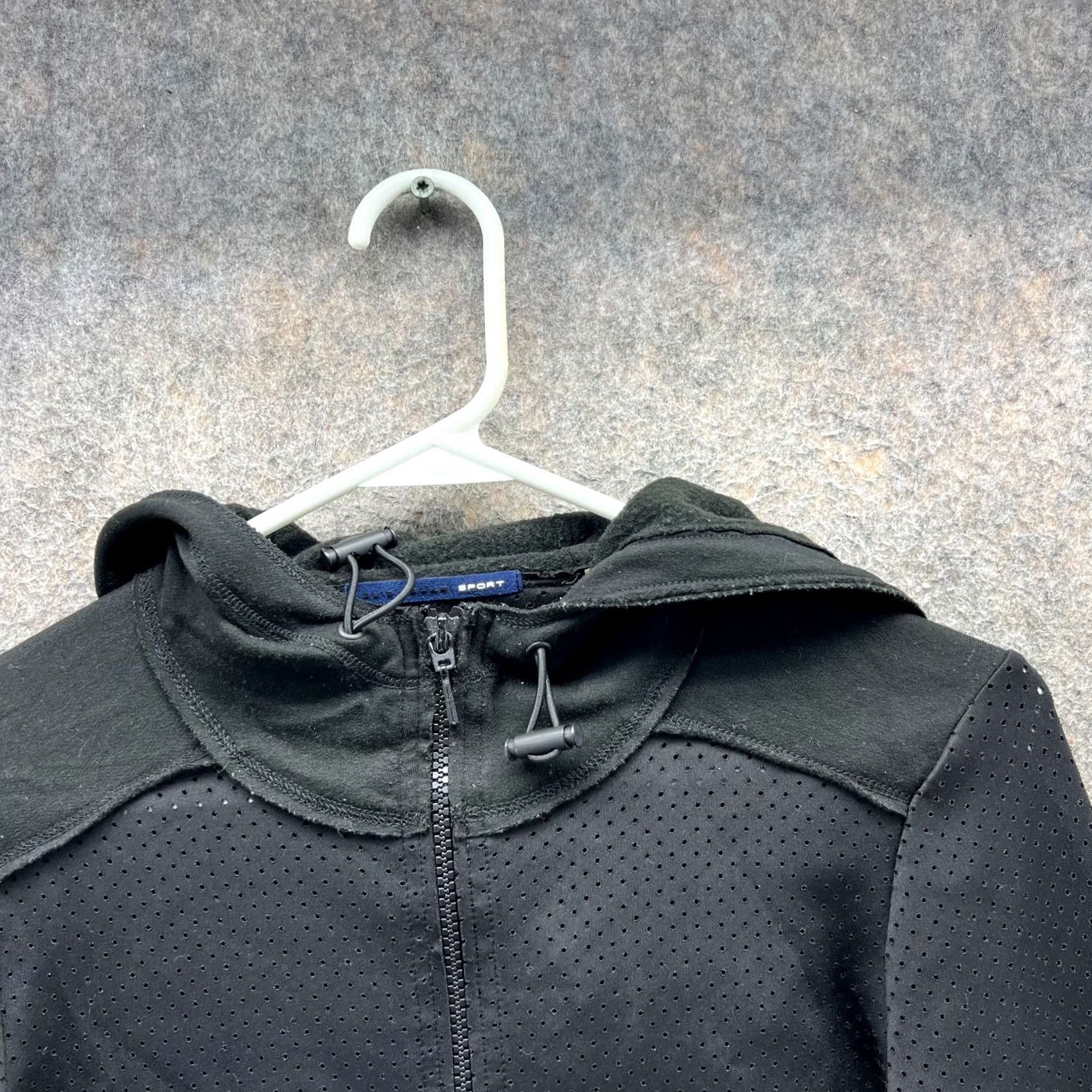 Elie Tahari VINTAGE Elie Tahari Sport Hoodie Womens XS Black Full Zip Perforated Athletic Jacket Size XS / US 0-2 / IT 36-38 - 7 Thumbnail