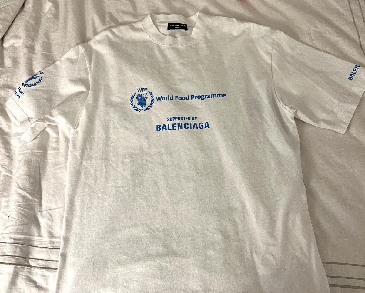 Balenciaga BALENCIAGA WFP T-SHIRT MEDIUM FIT IN WHITE Size US M / EU 48-50 / 2 - 5 Thumbnail