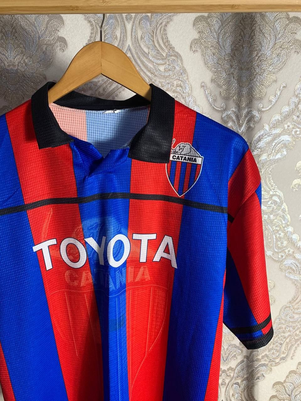 Vintage Very Rare Catania Italy Retro Soccer Jersey Bloke Y2K 90s Size US M / EU 48-50 / 2 - 2 Thumbnail