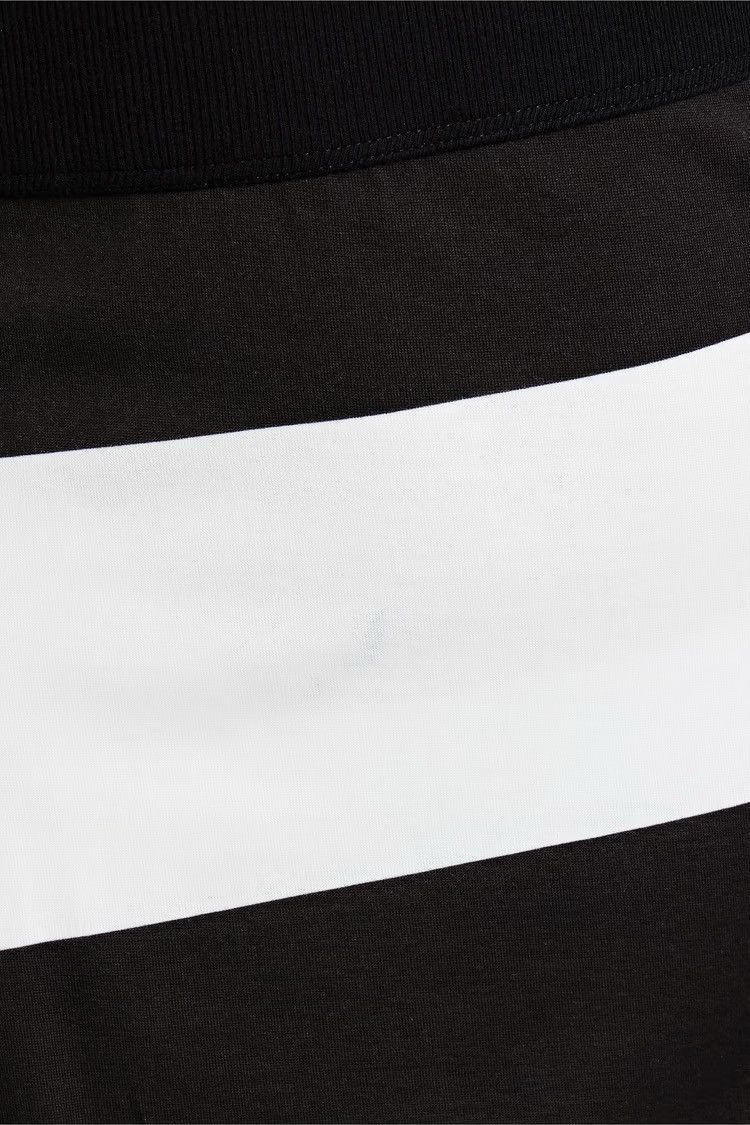 Burberry BURBERRY Cutout striped cotton-jersey skirt Black Size UK 8 Size 27" / US 4 / IT 40 - 5 Thumbnail