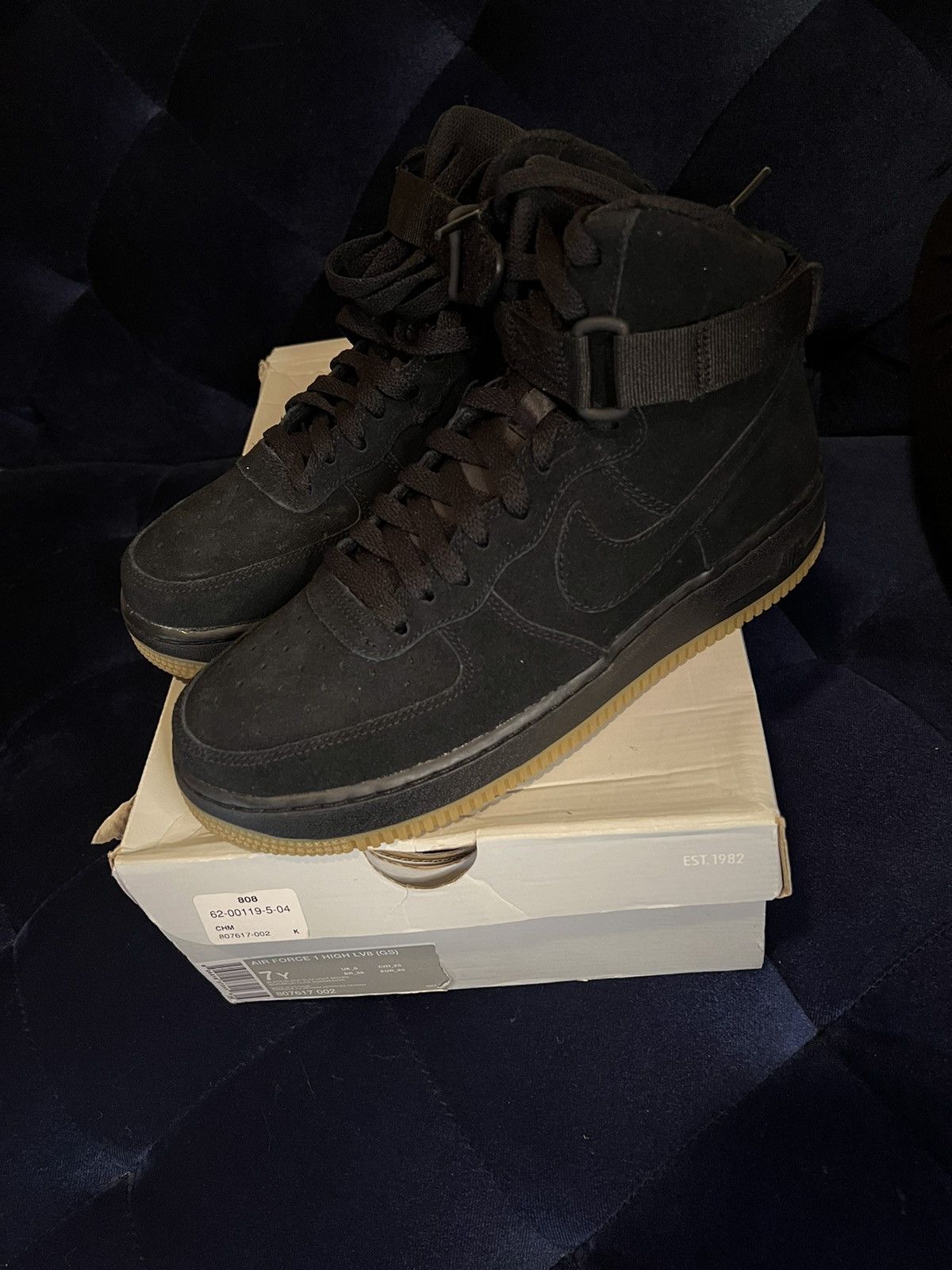 buy nike air force 1 lv8 high