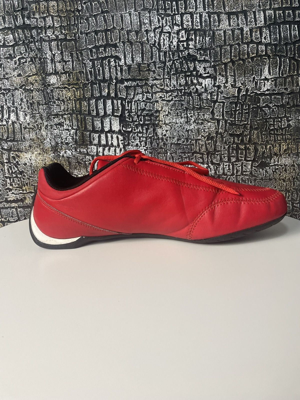Ferrari × Puma Vintage Puma Ferrari SpeedCat Shoes Size US 9 / EU 42 - 12 Thumbnail