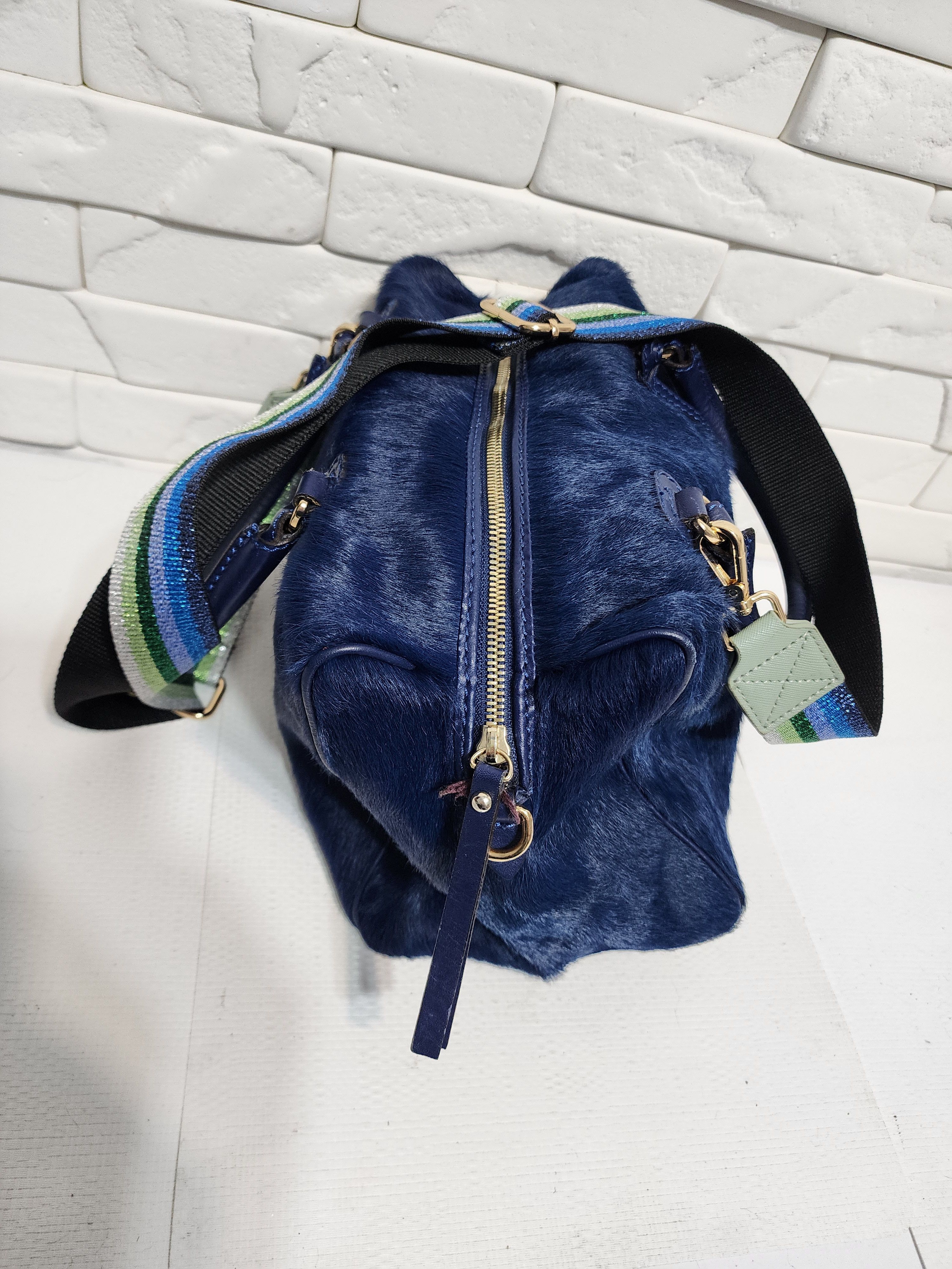Uniqlo Blue Clutch with Strap: Zipper Closure, Two Compartments Size ONE SIZE - 7 Thumbnail