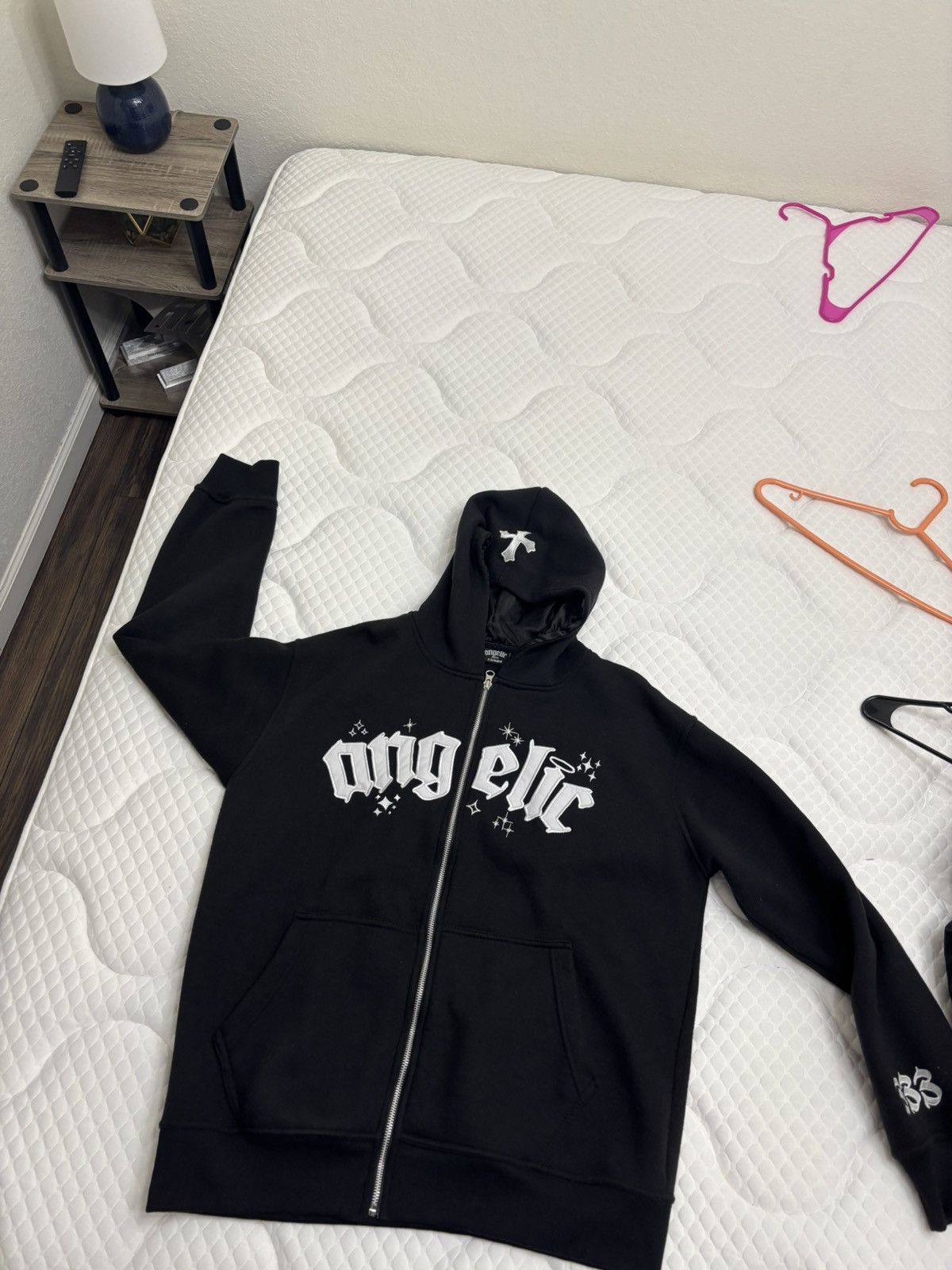 Other Angelic motion hoodie Size US L / EU 52-54 / 3 - 1 Thumbnail