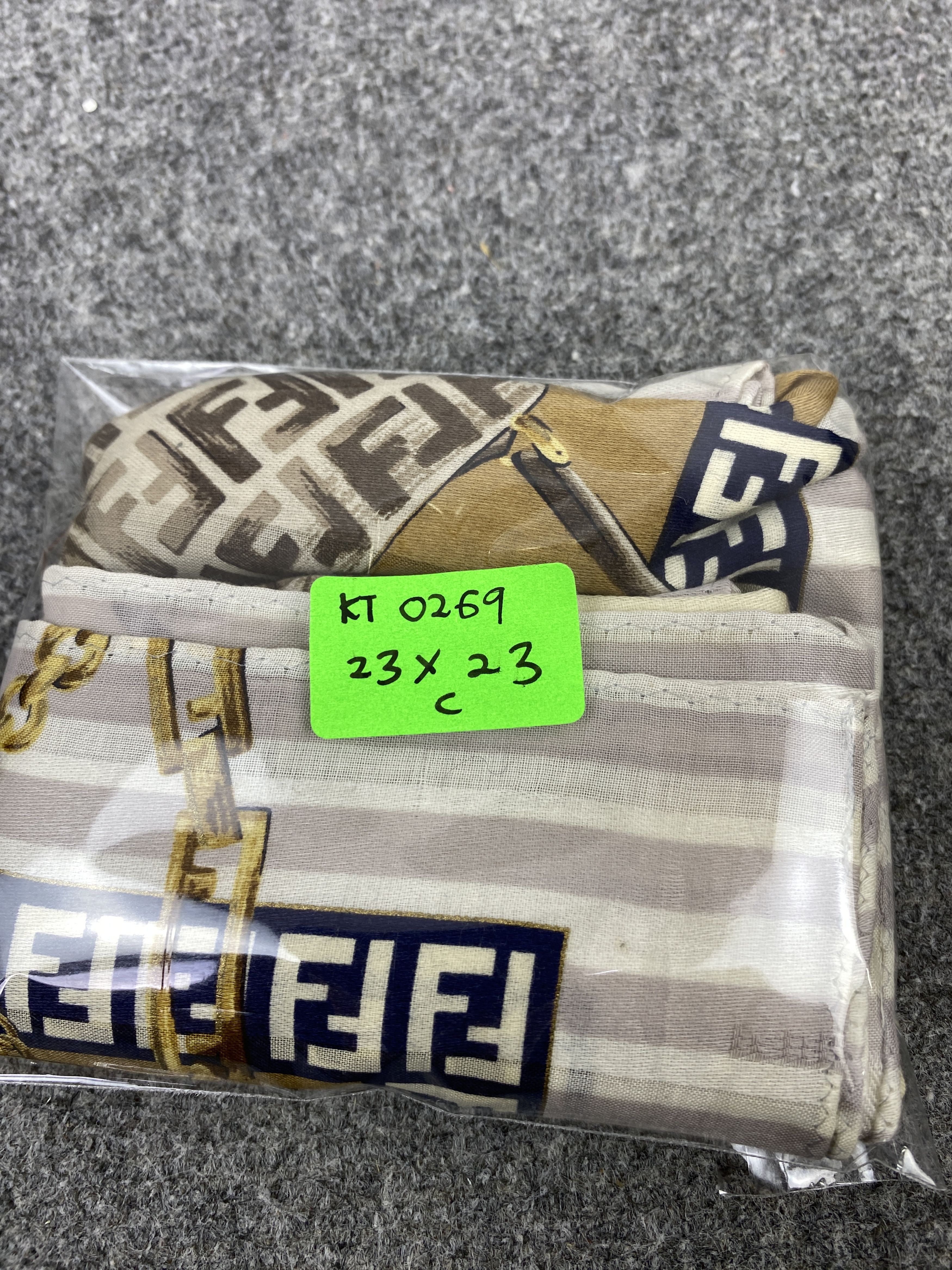 Fendi Vintage Fendi Handkerchief Neckerchief KT0269 Size ONE SIZE - 8 Thumbnail