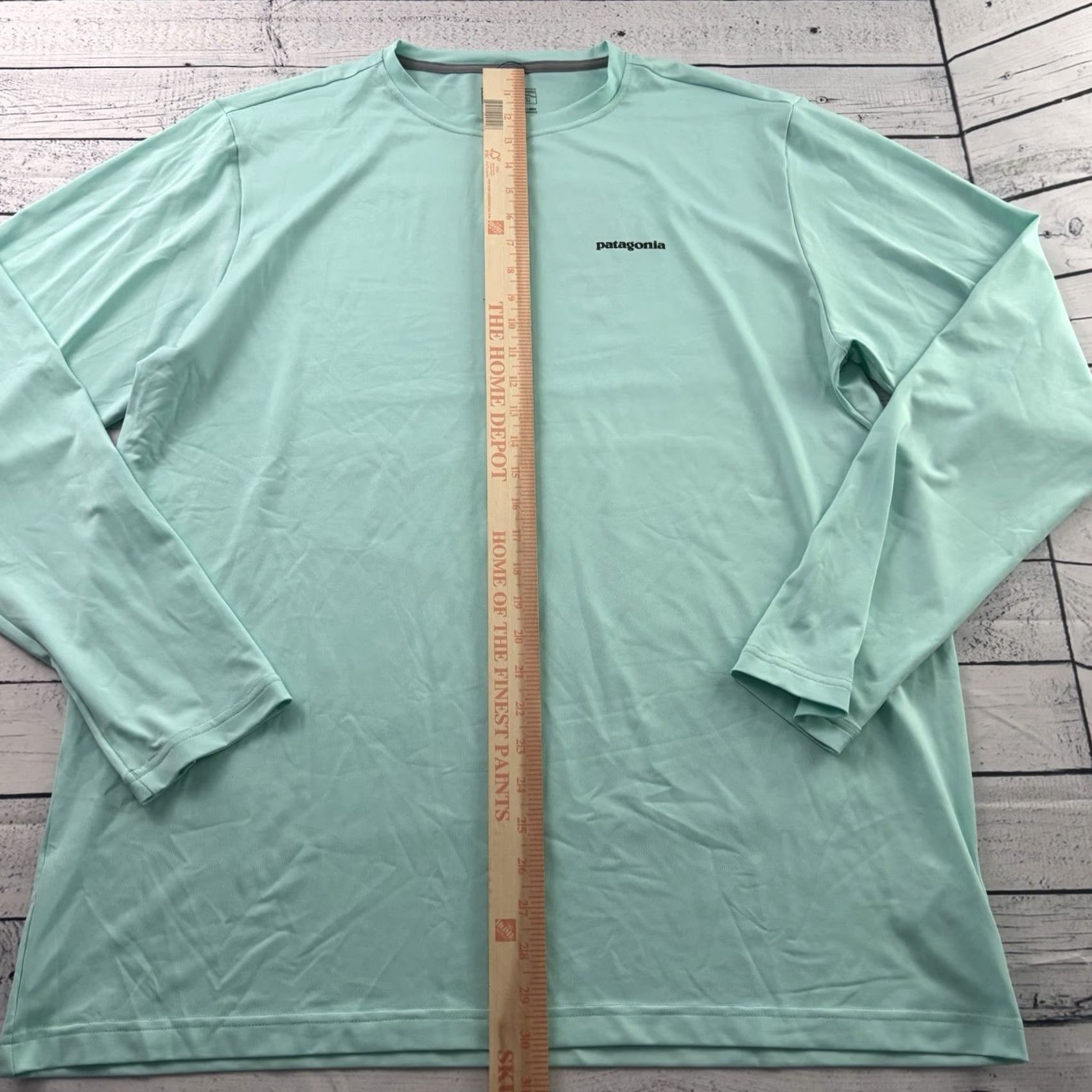 Patagonia Patagonia Graphic Long Sleeve Tech Tee Fish Lure Shirt Men's XL Mint Green Size US XL / EU 56 / 4 - 4 Thumbnail