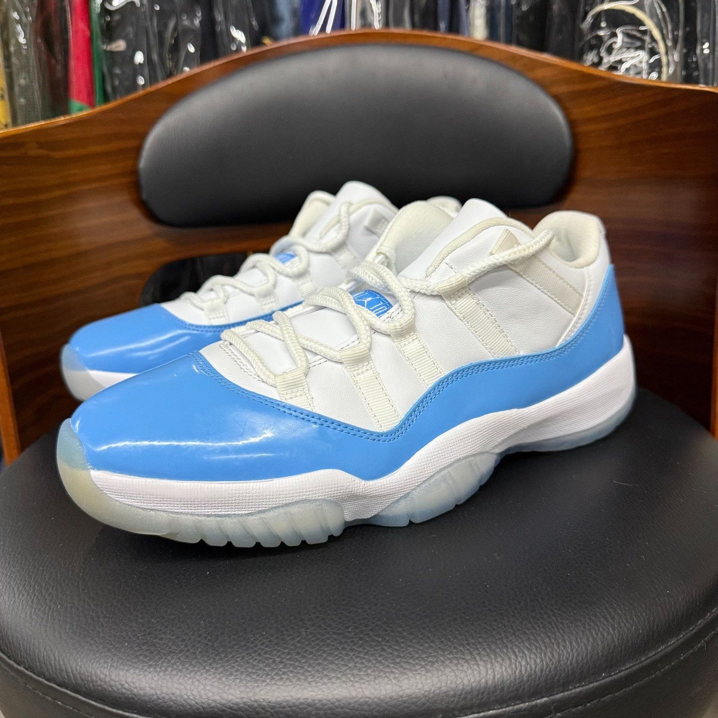 Nike Nike AJ11 Blue Lowtop Sneakers 9.5 Men Size US 9.5 / EU 42-43 - 1 Thumbnail