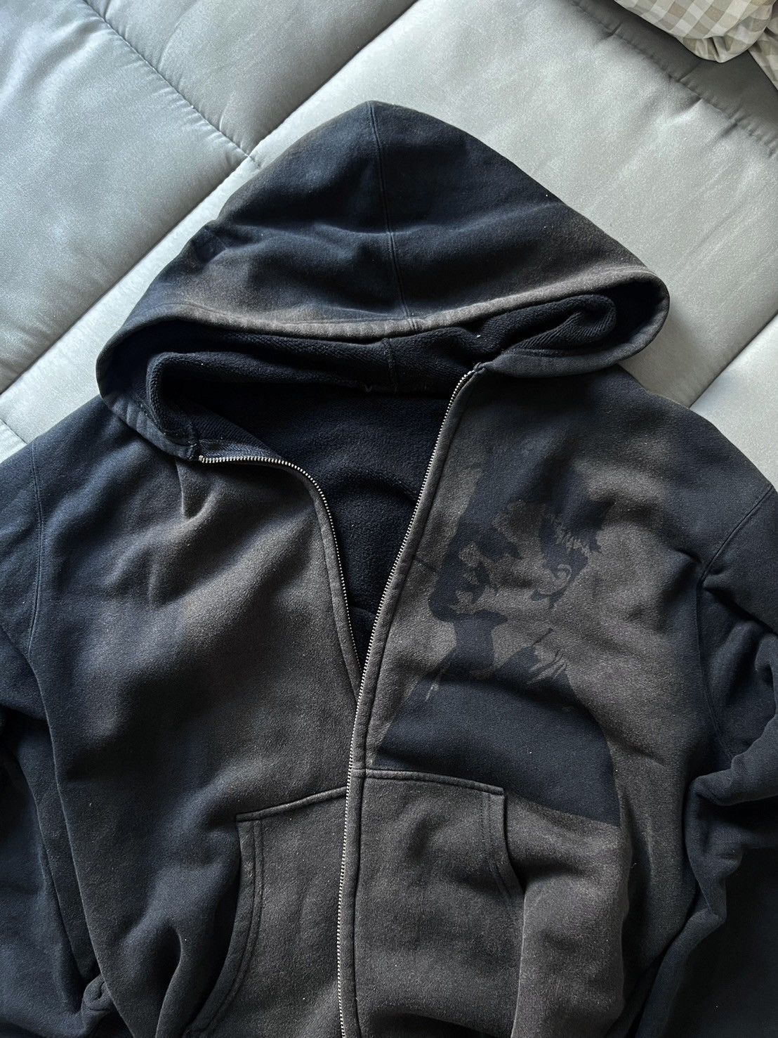 Other Tyler Durden Faded Vintage Hoodie inspired of Fight Club Size US M / EU 48-50 / 2 - 3 Thumbnail