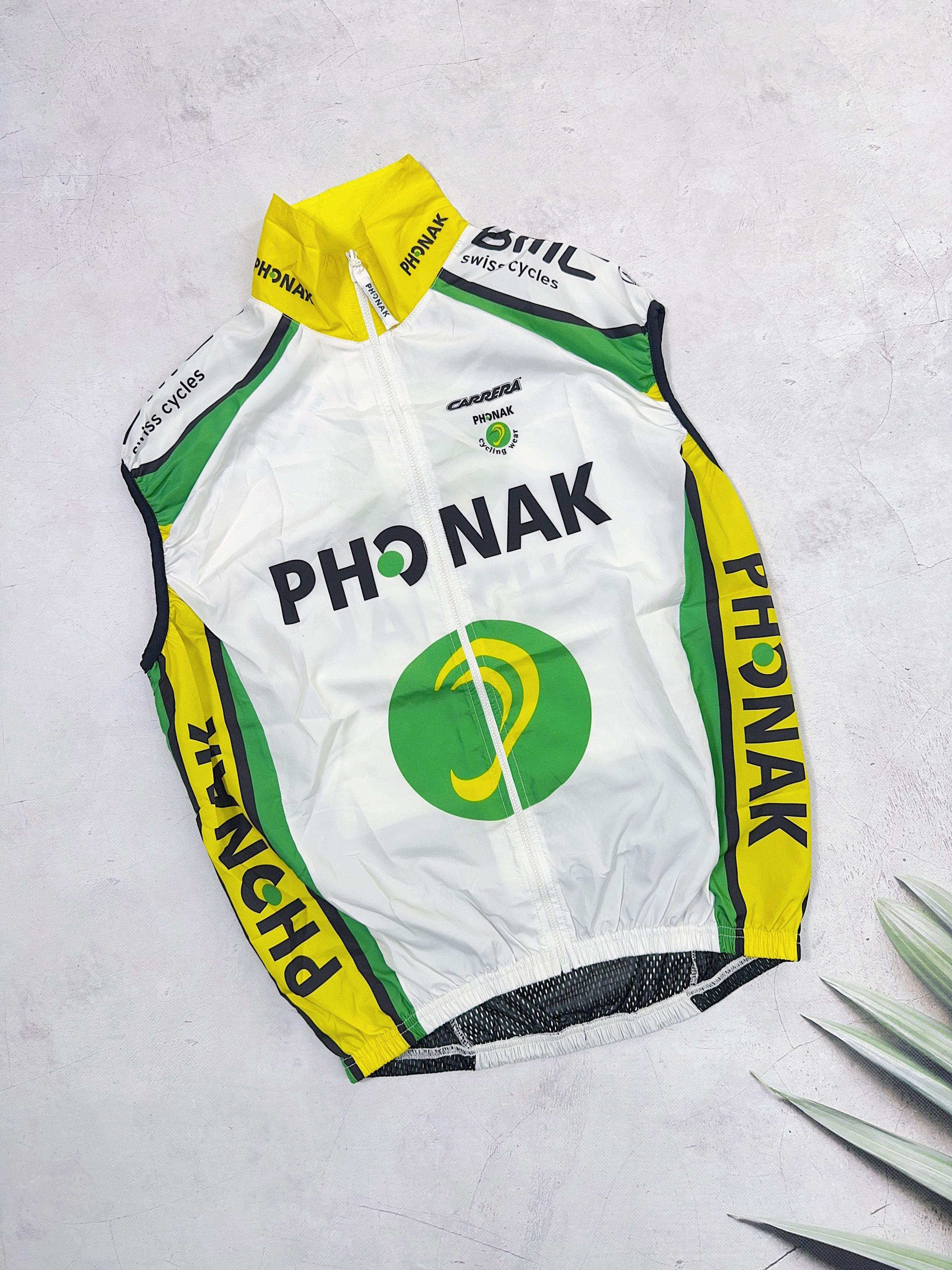 Vintage PHONAK Carrera BMC Swiss Cycling Vest Windstopper Jersey Size US M / EU 48-50 / 2 - 1 Thumbnail