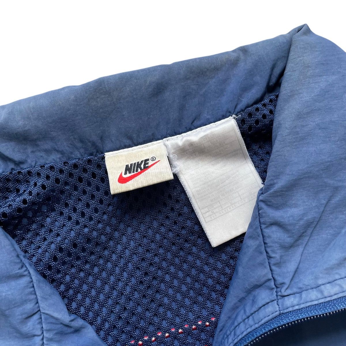 Nike × Vintage VINTAGE NIKE USA FLAG TRACK & FIELD JACKET Size US M / EU 48-50 / 2 - 10 Thumbnail