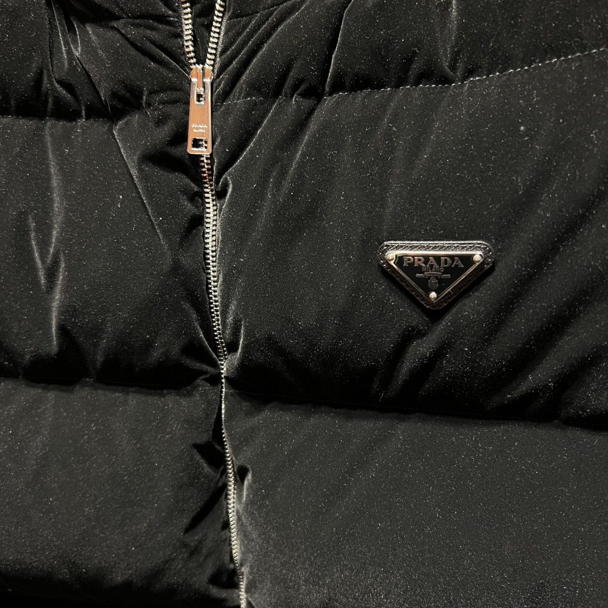 Prada Prada Hooded Vest in Large Size US L / EU 52-54 / 3 - 4 Thumbnail