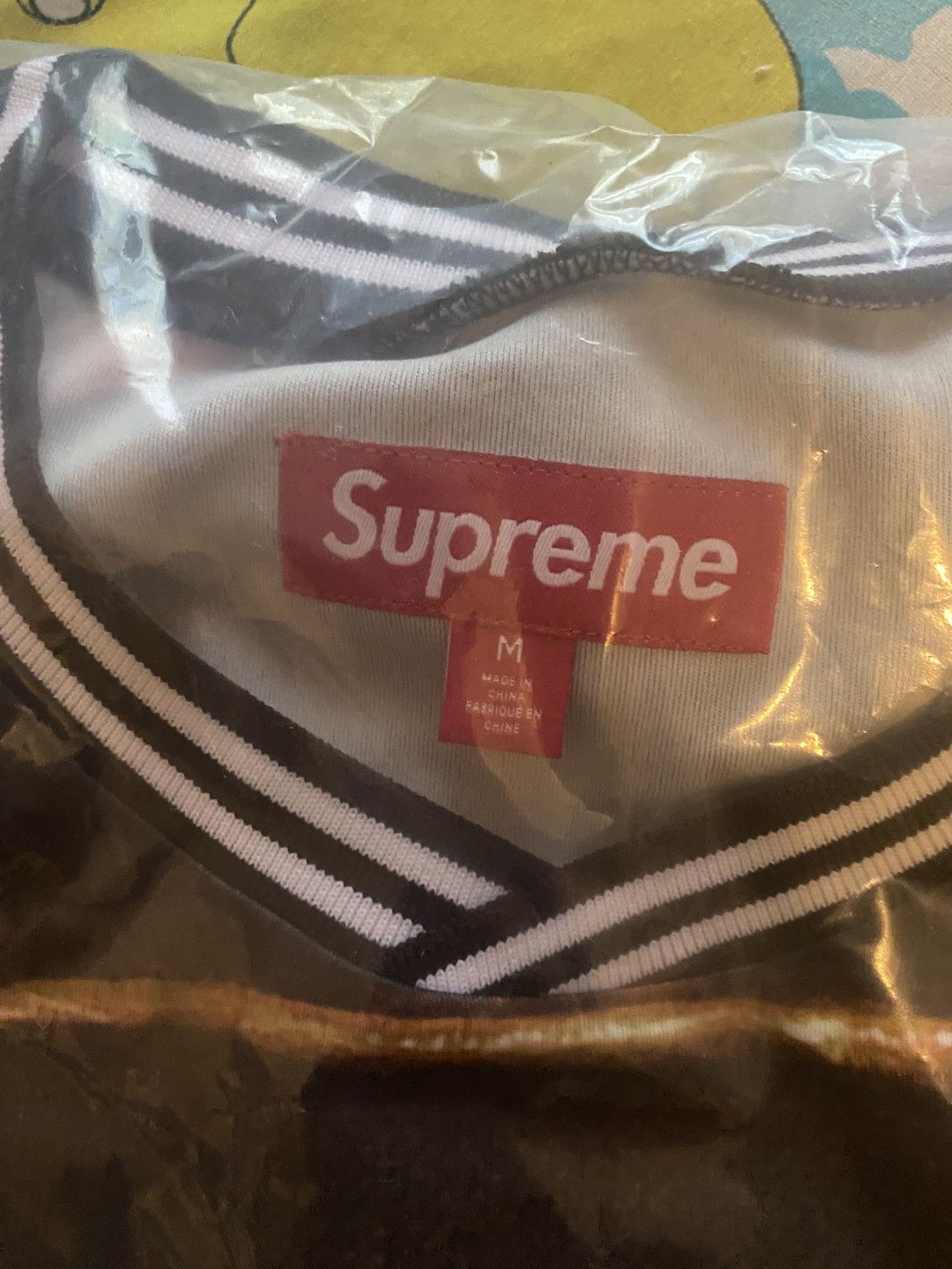 Supreme Supreme Frank Frazetta Woman with Scythe Soccer Jersey Size US M / EU 48-50 / 2 - 5 Thumbnail