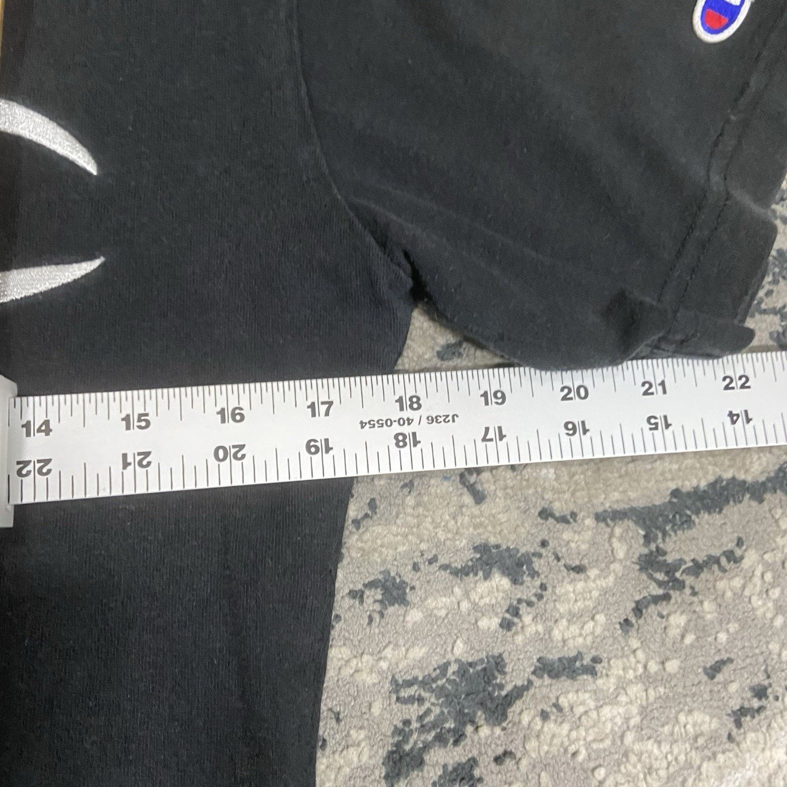 Champion Vintage Champion T-shirt men’s Medium 90s Big C Black Size US M / EU 48-50 / 2 - 5 Thumbnail