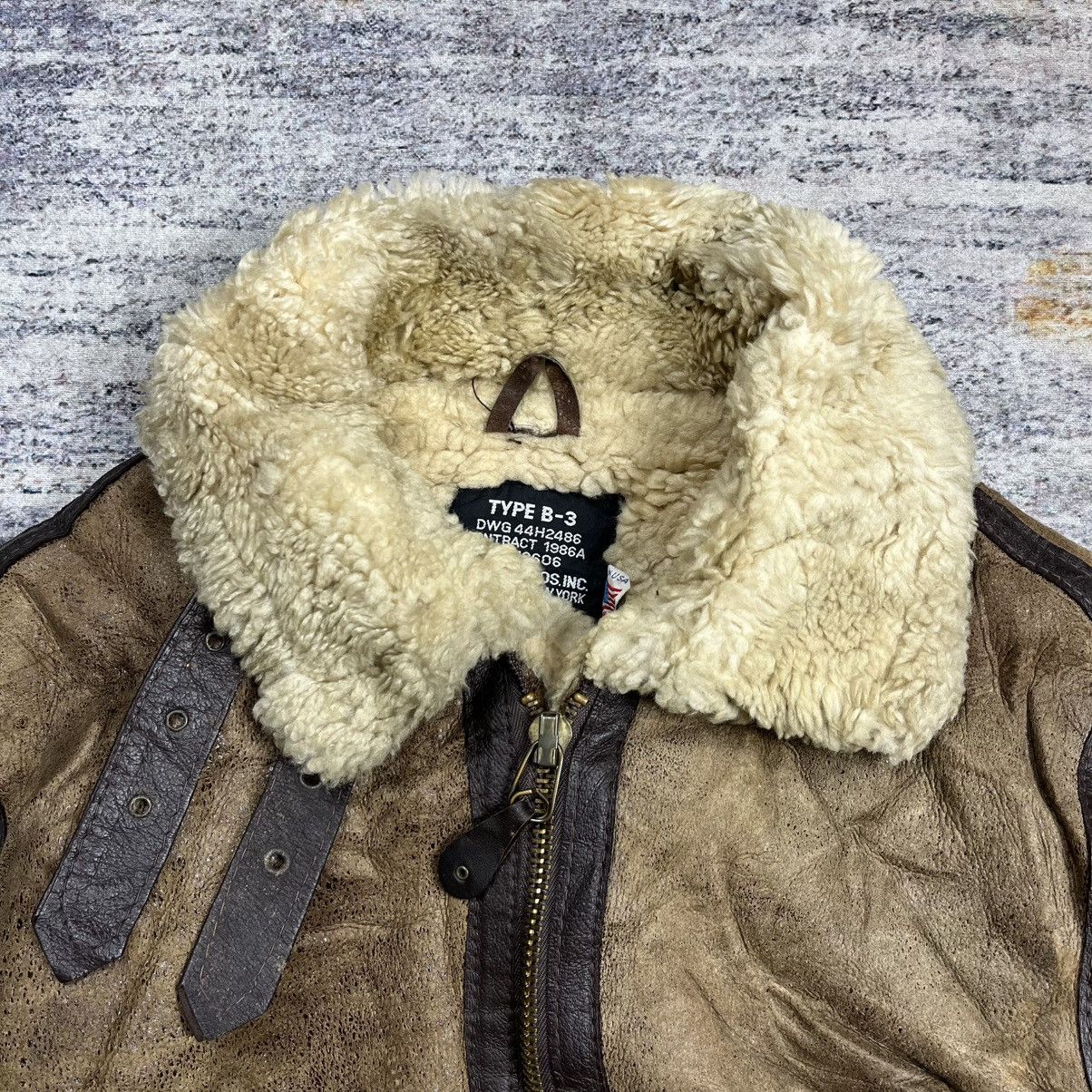 Schott Vintage 80s / 90s Schott B-3 flight shearling leather jacket Size US L / EU 52-54 / 3 - 8 Thumbnail