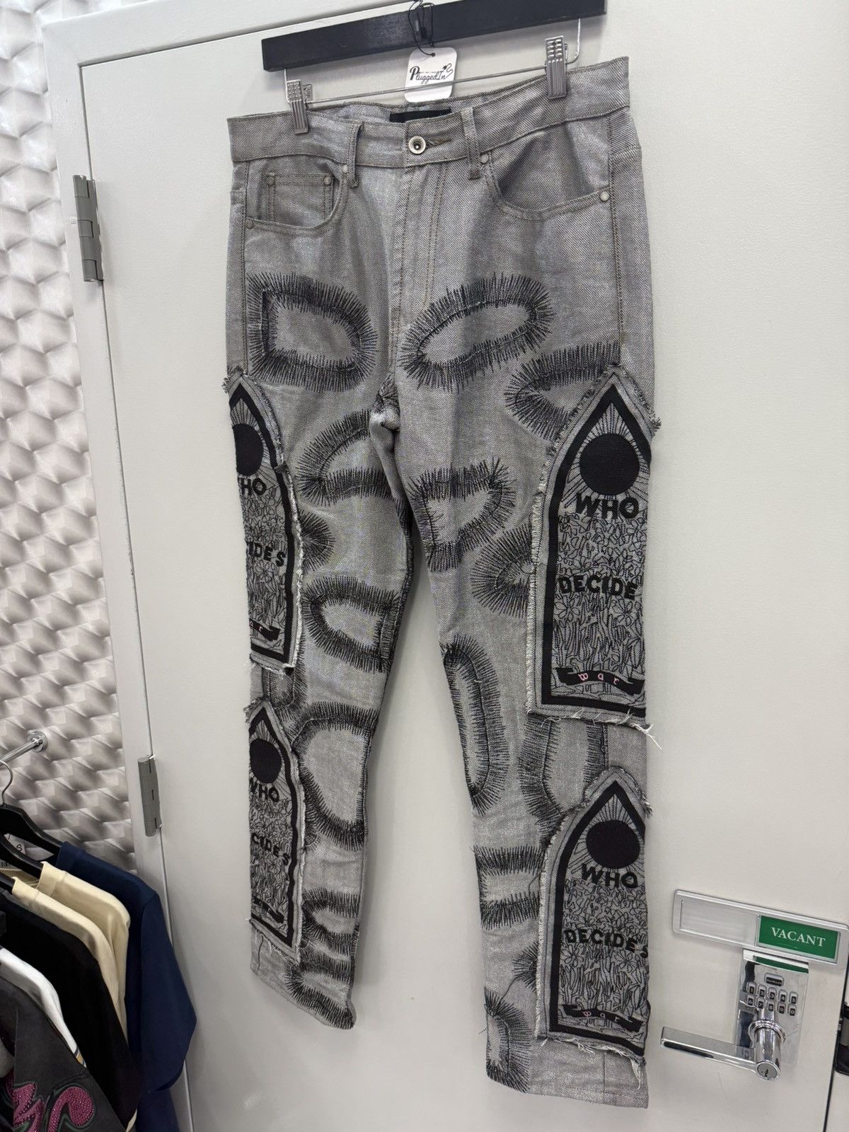 Who Decides War Who Decides War Vintage Grey Patch Jeans Size US 28 / EU 44 - 3 Thumbnail