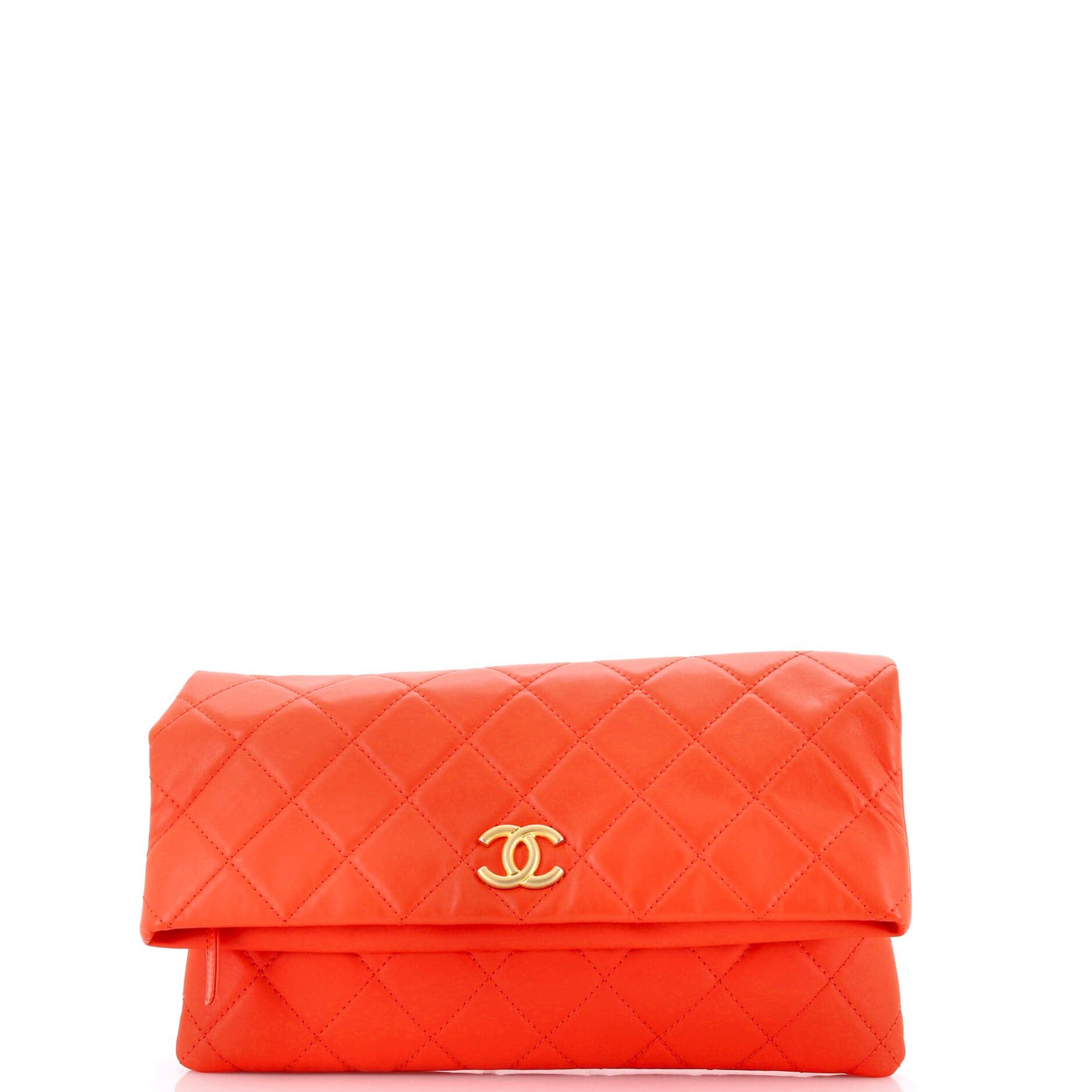 Chanel CC Foldover Clutch Size ONE SIZE - 1 Thumbnail